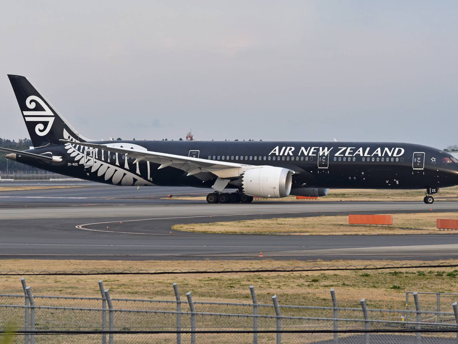 Boeing_787-9_‘ZK-