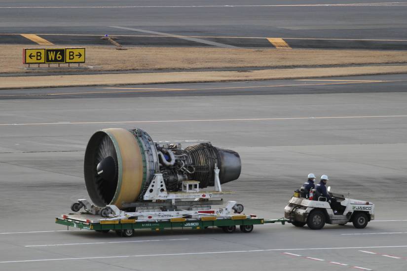 How Are Airliner Engines Overhauled?