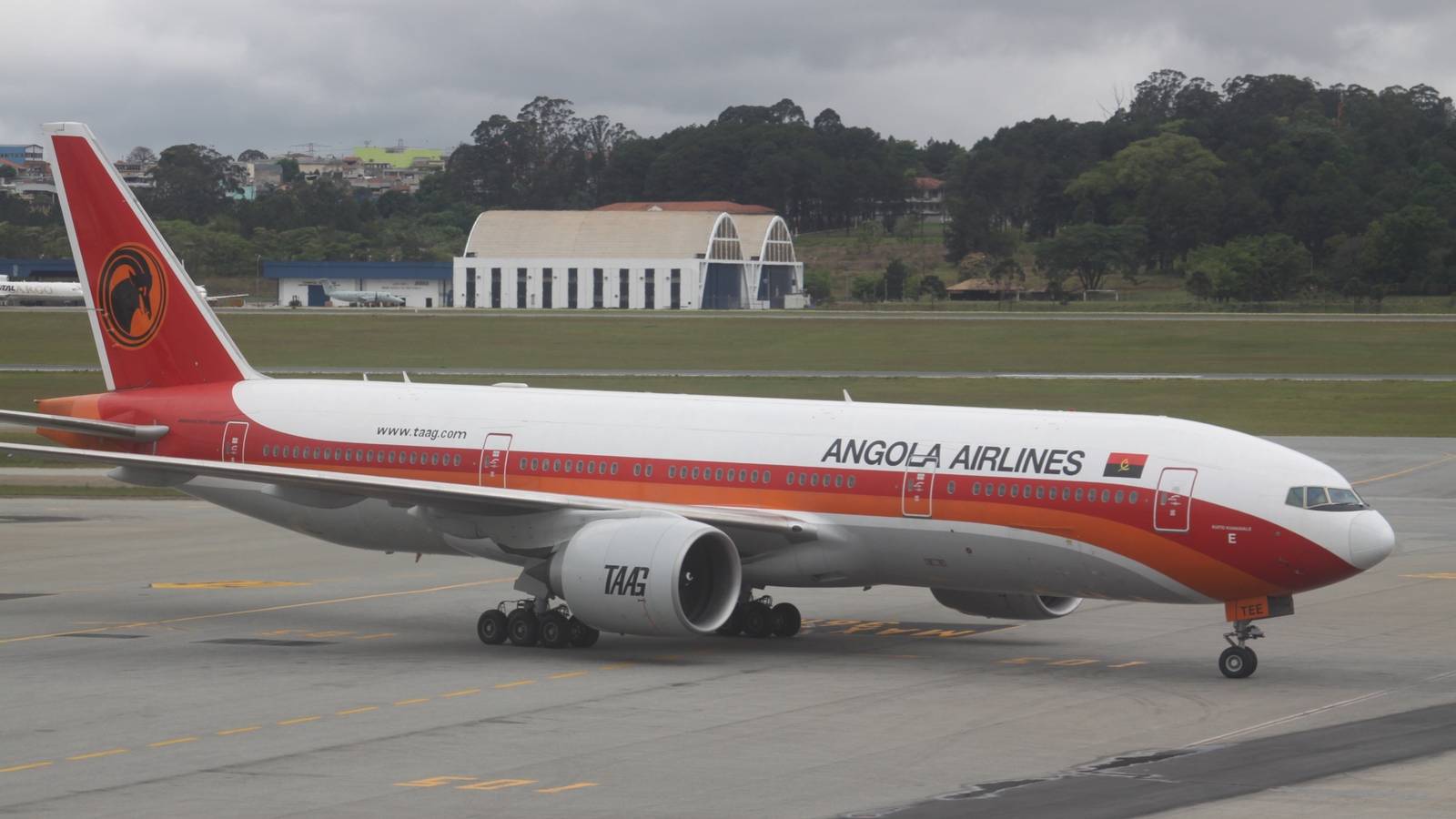 TAAG Angola's Pilots Begin A 10 Day Strike