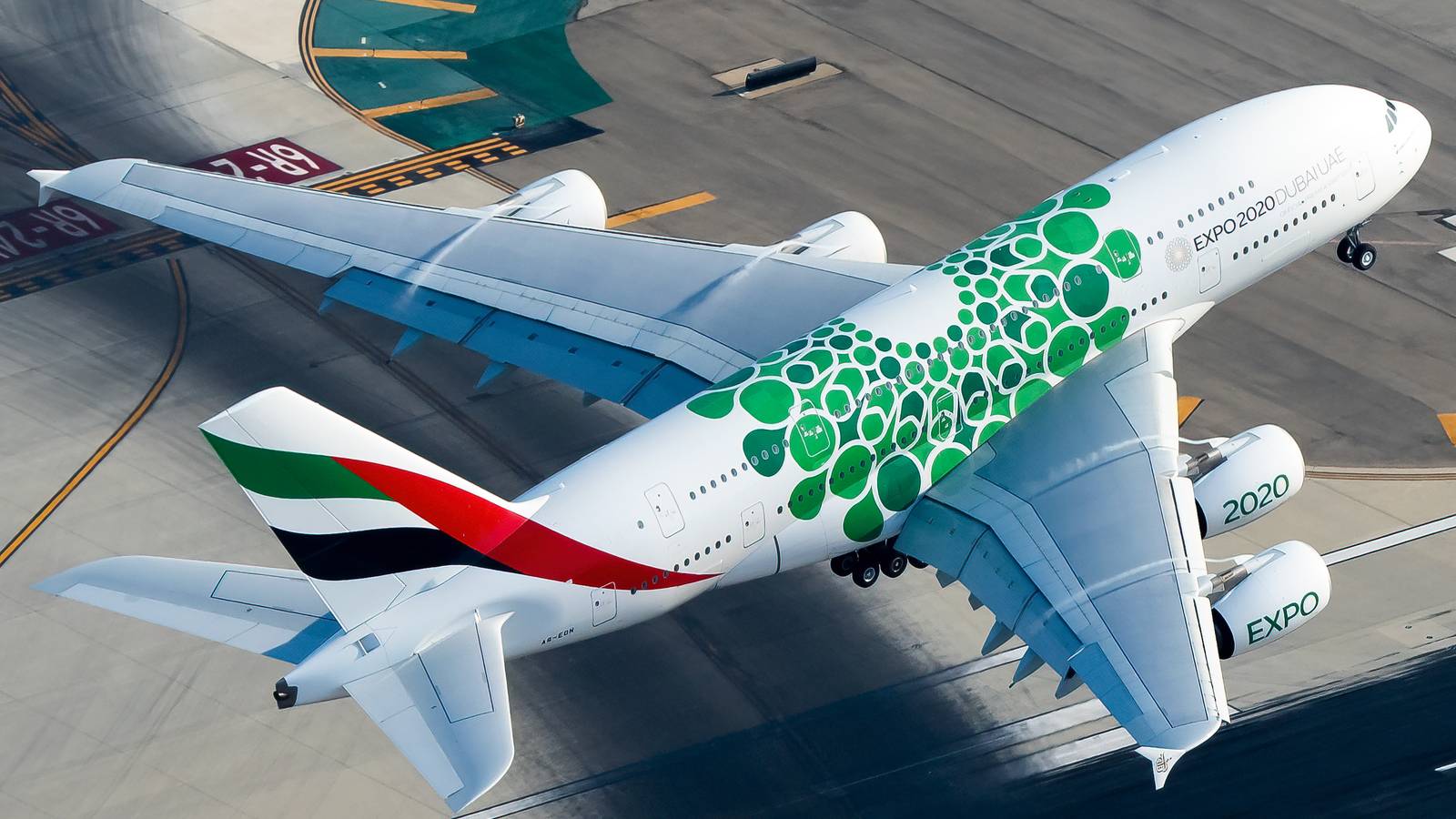 Emirates Employee Attacked By Passenger In Mexico City
