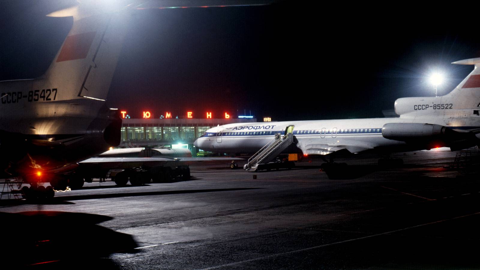 Aeroflot Flight 3352: The Crash Caused By A Sleeping Air Traffic Controller