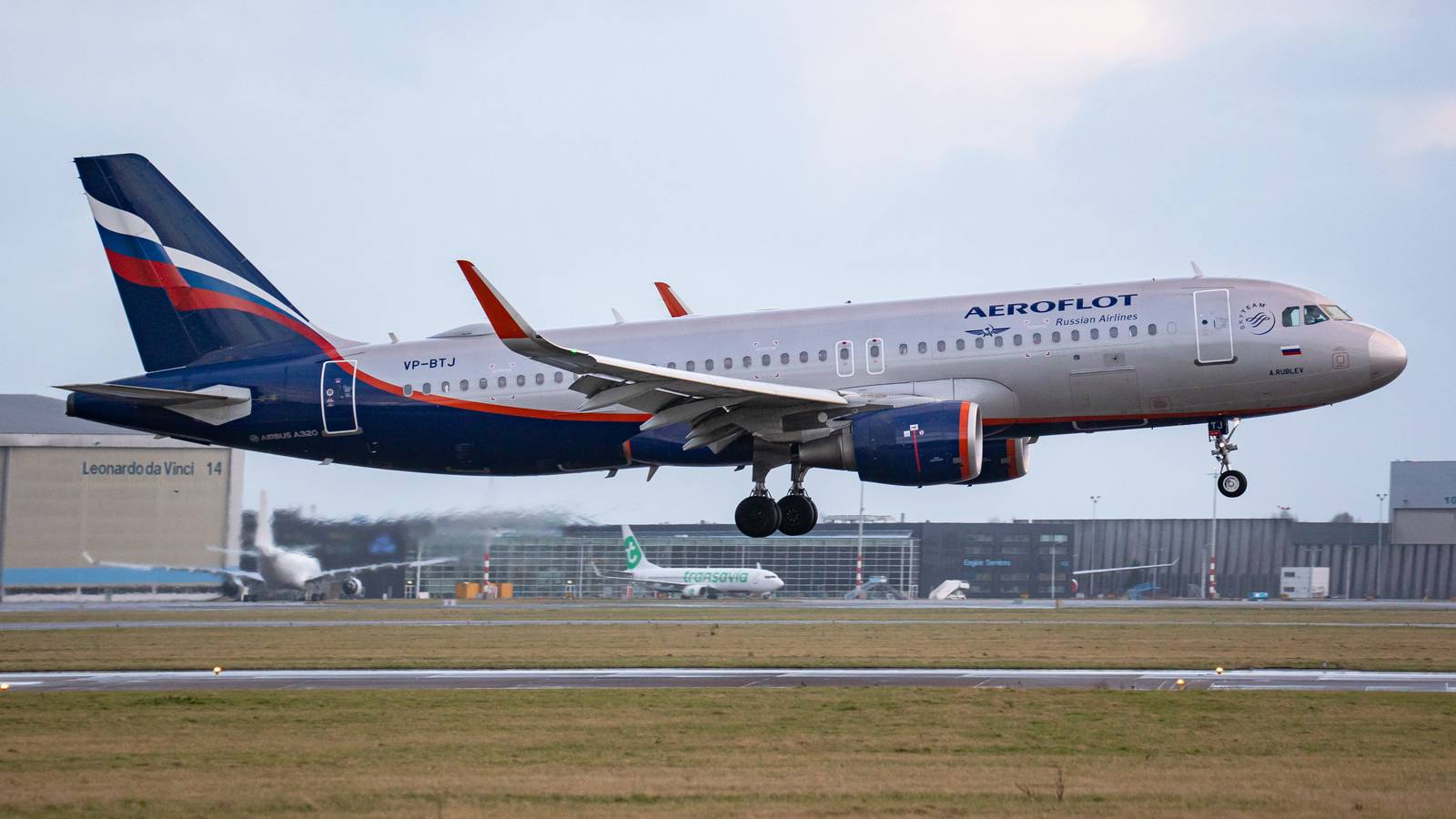Sanctions Strike Again: Aeroflot No Longer Has Inflight Entertainment