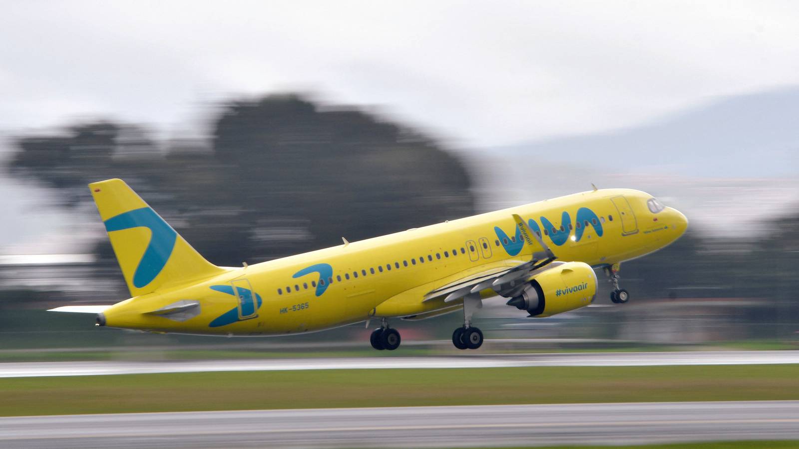 Why Viva Is Scrapping Its Bogota-Mexico City Route