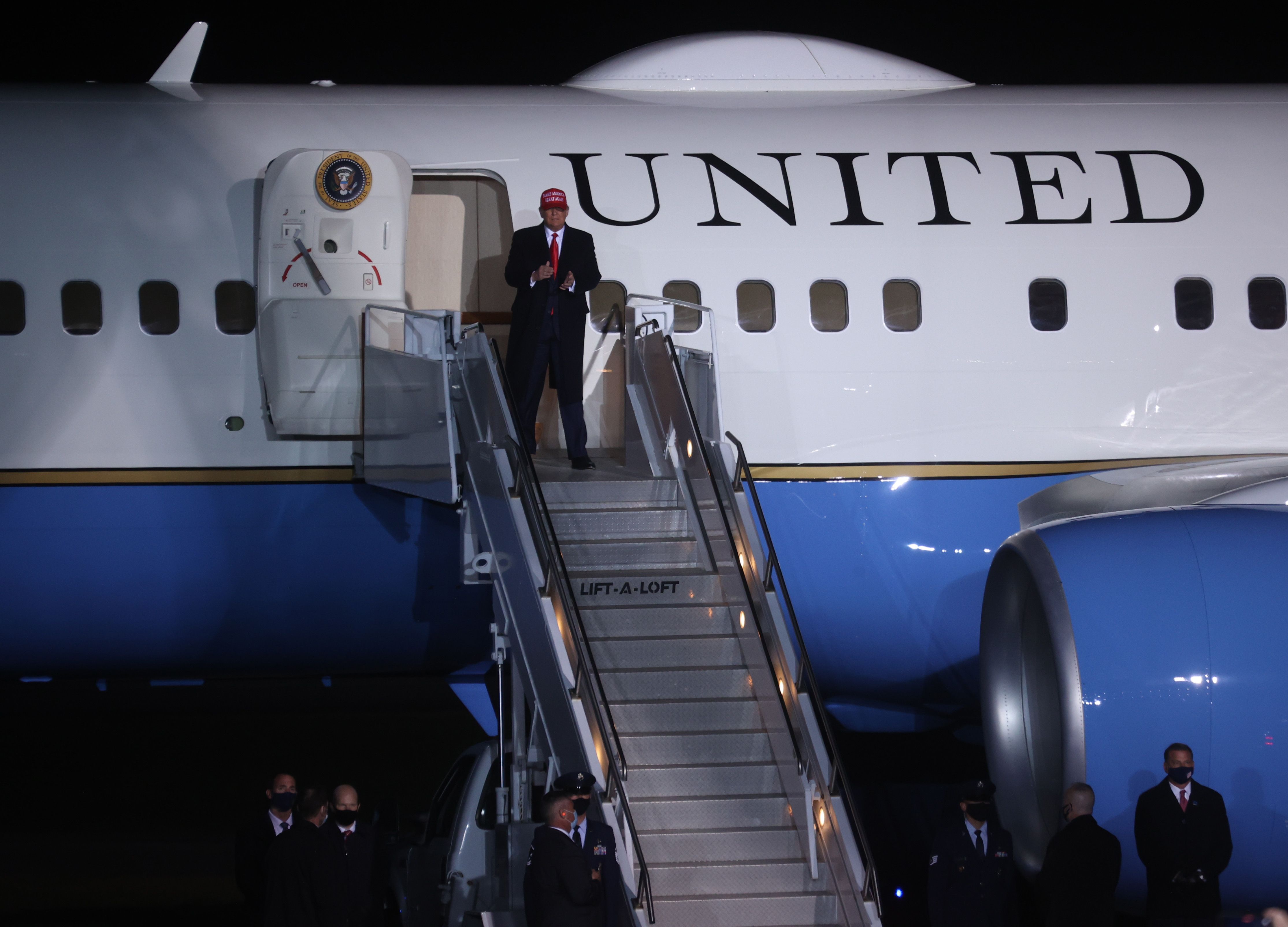 Former President Trump Lashes Out At 'Dirty, Crowded Mess' At US Airports