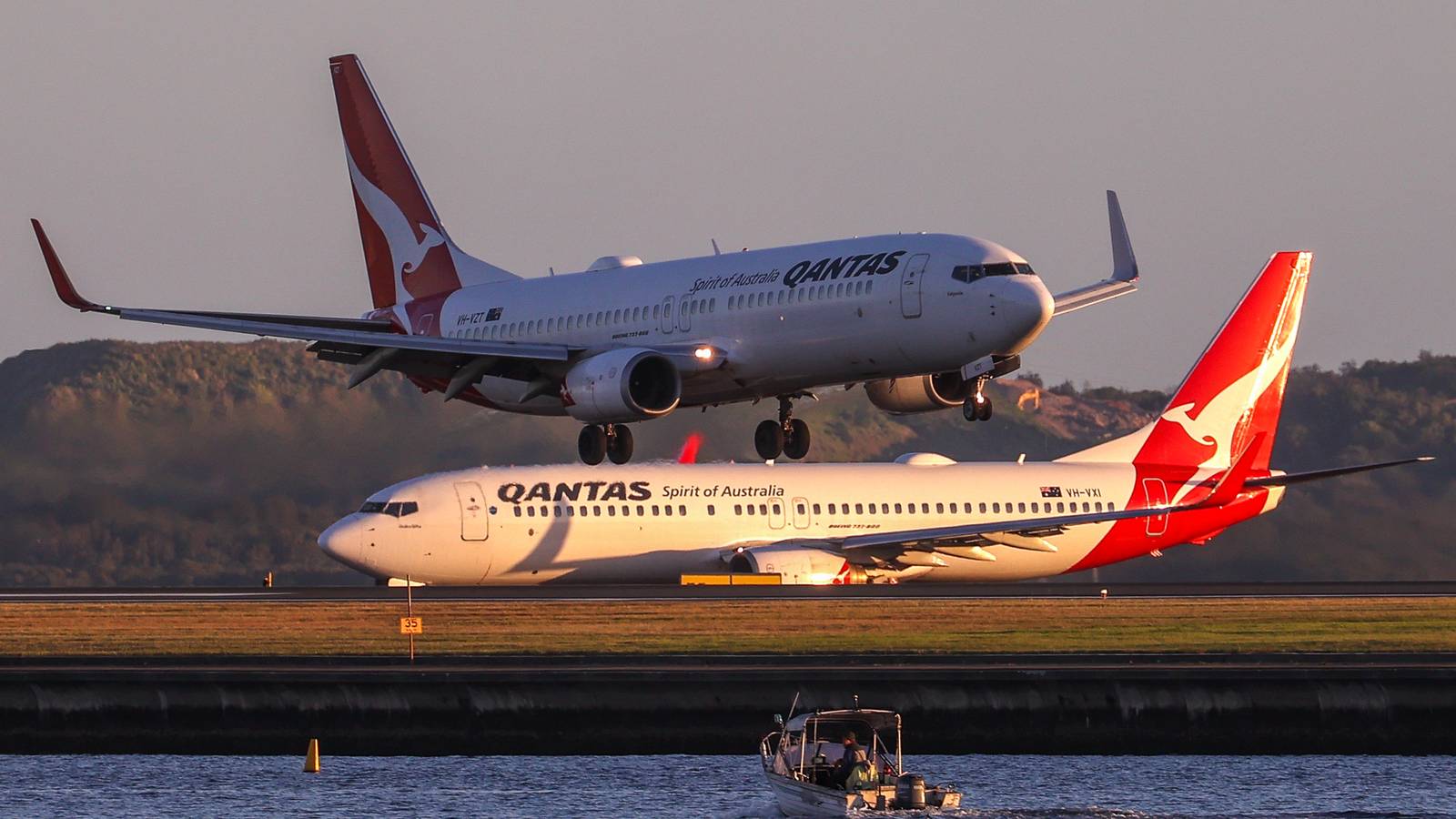 Qantas Cuts Perth To Jakarta Flights