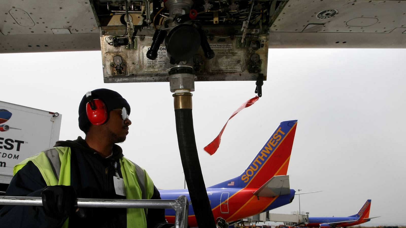 Different Types Of Jet Fuel: Avgas Vs Jet A1 - What's The Difference?