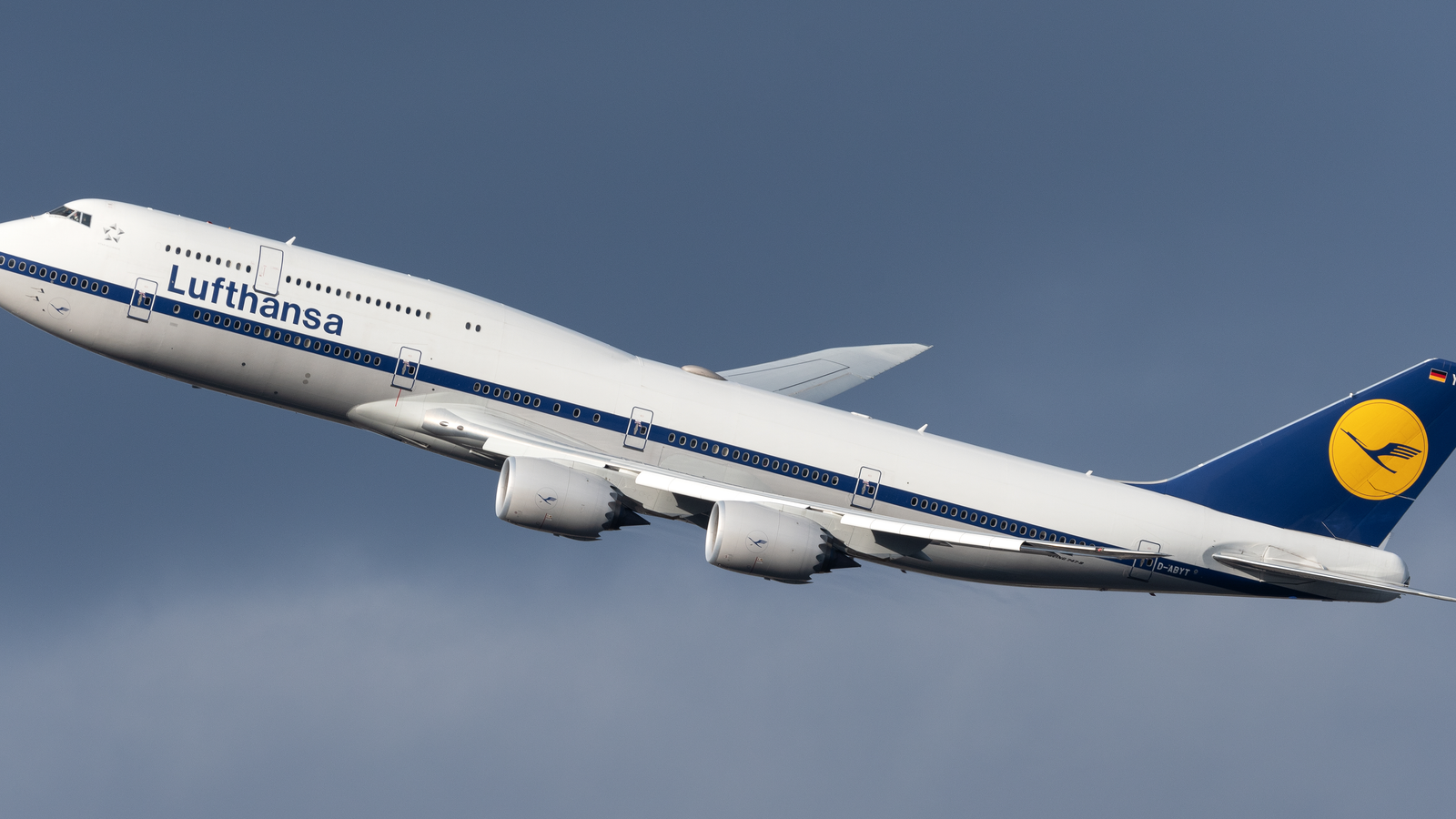 How Much Is A Boeing 747-8 Worth In 2023?