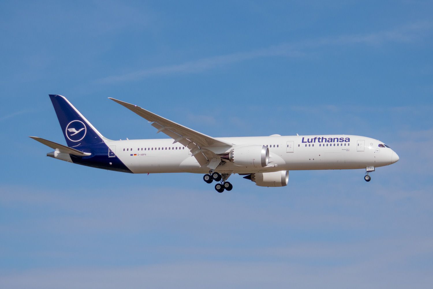 Newark Will Be Lufthansa's 1st Intercontinental Boeing 787 Destination