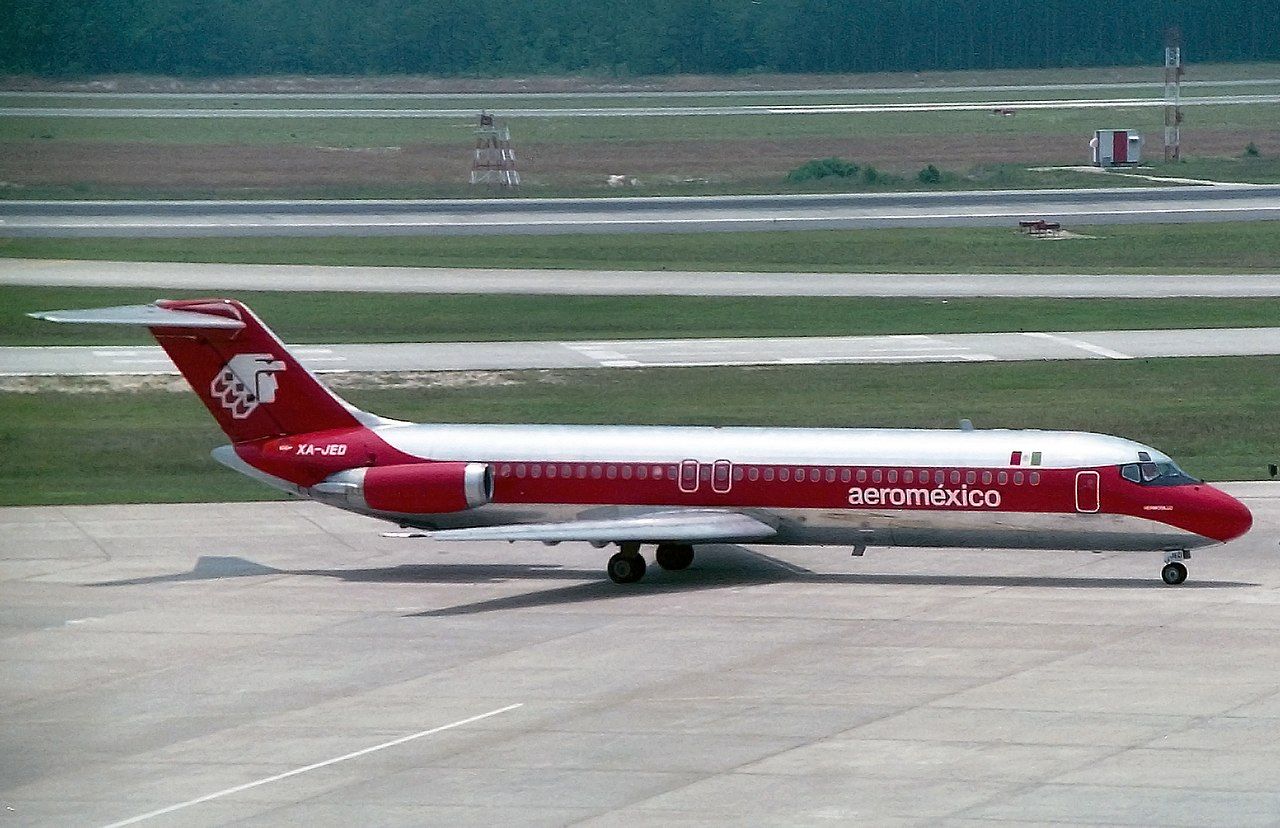 What Caused The Crash Of Aeromexico Flight 498?