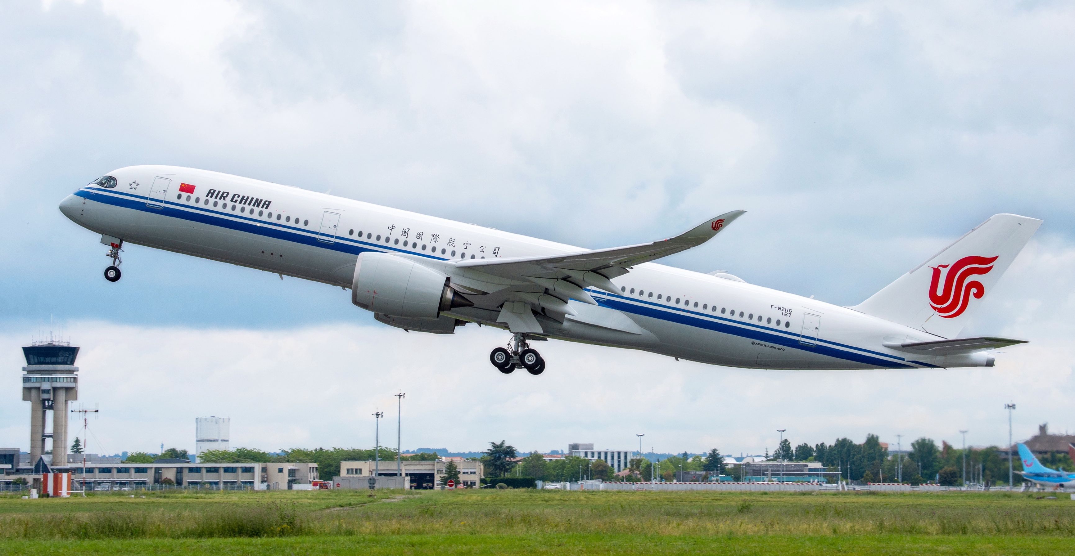 Air China Takes Delivery Of 20th Airbus A350-900