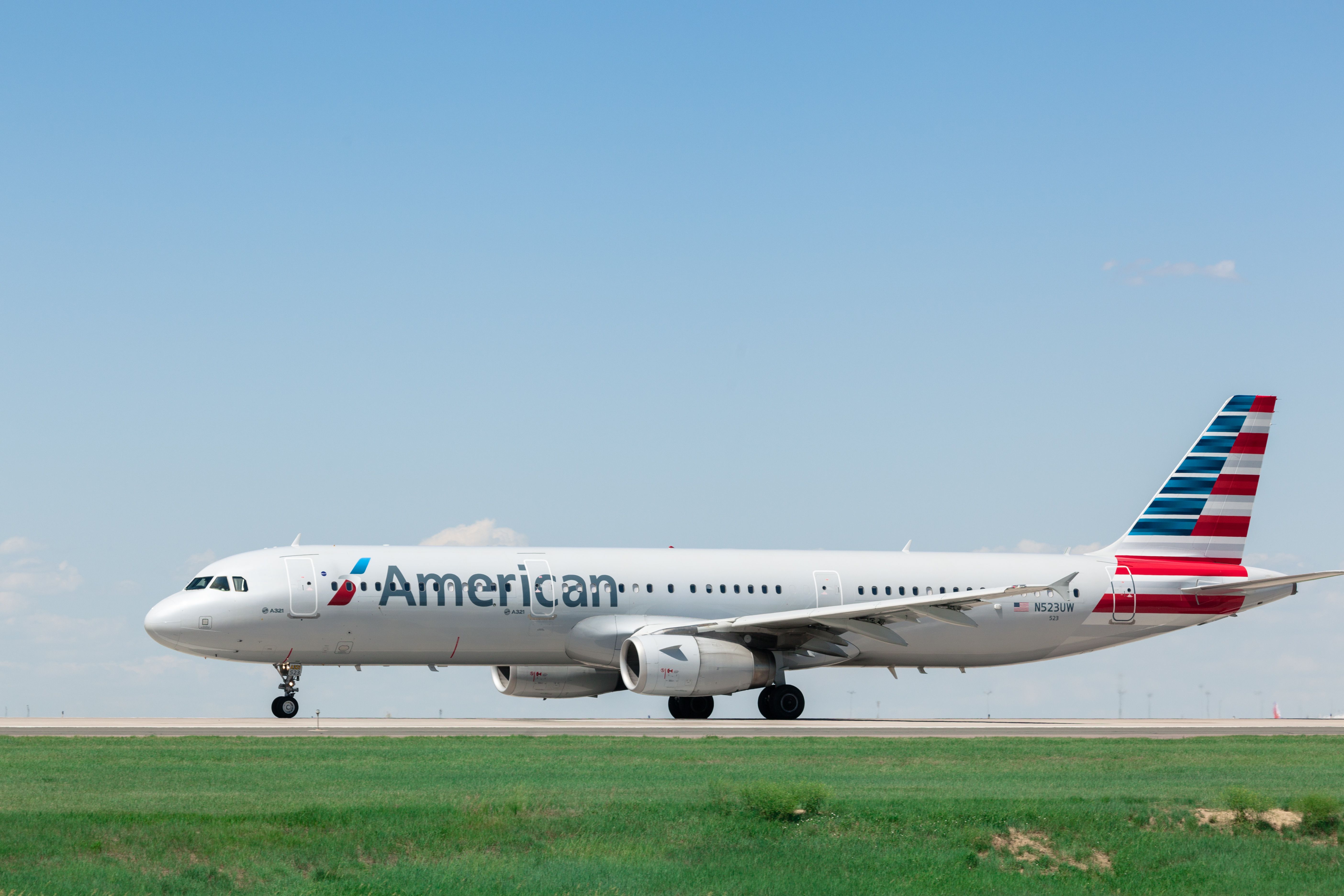 American Airlines Airbus A321 on taxiway