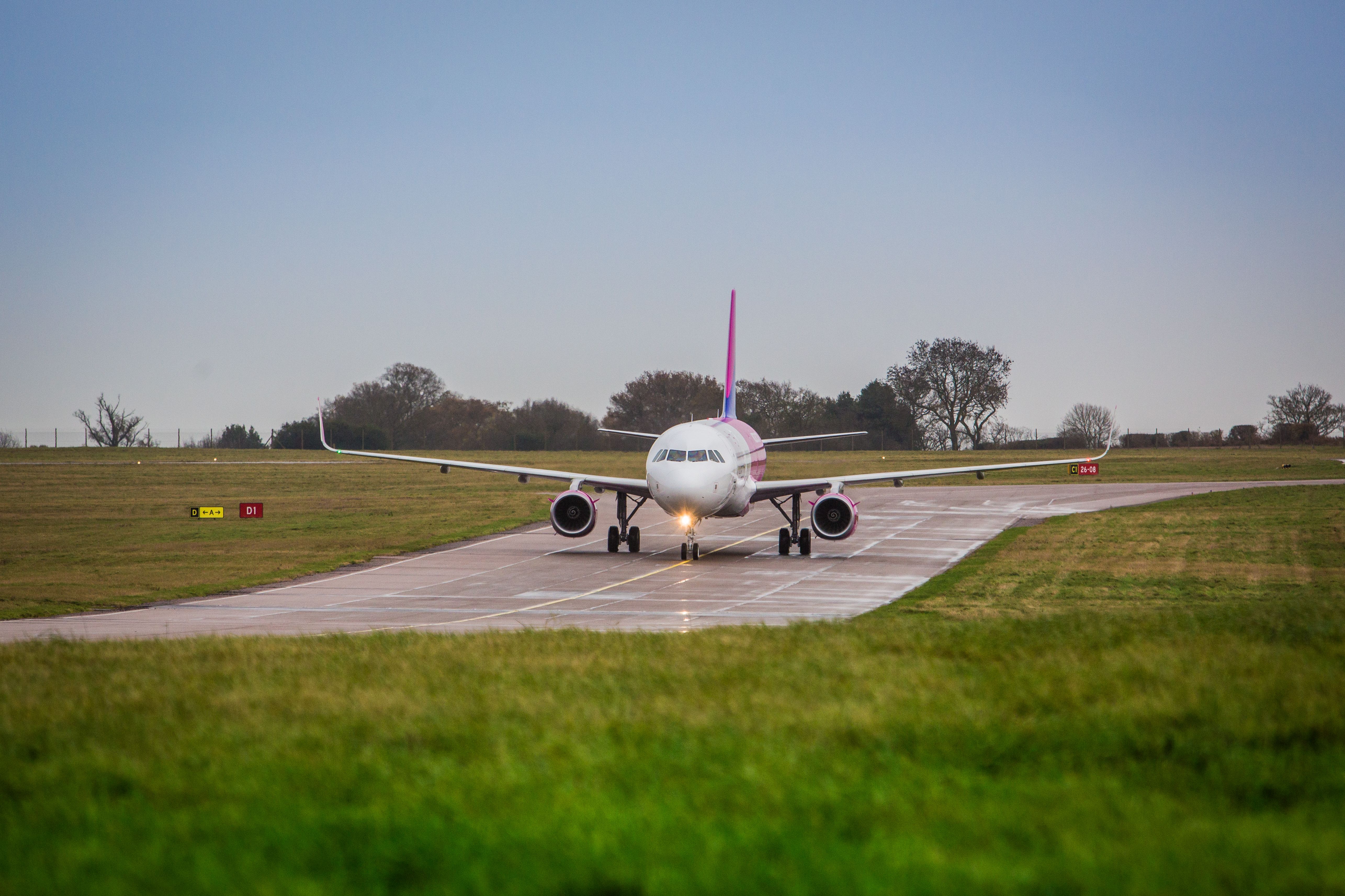 Wizz Air UK Celebrates Its 15 Millionth London Luton Passenger