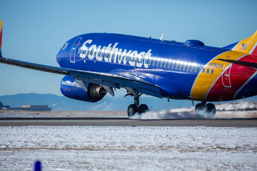 Why Reverse Thrust Is Not Used In Flight