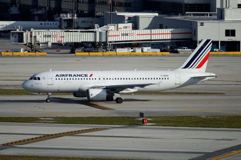 One Person Injured After E-Cigarette Fire On Air France Airbus A320