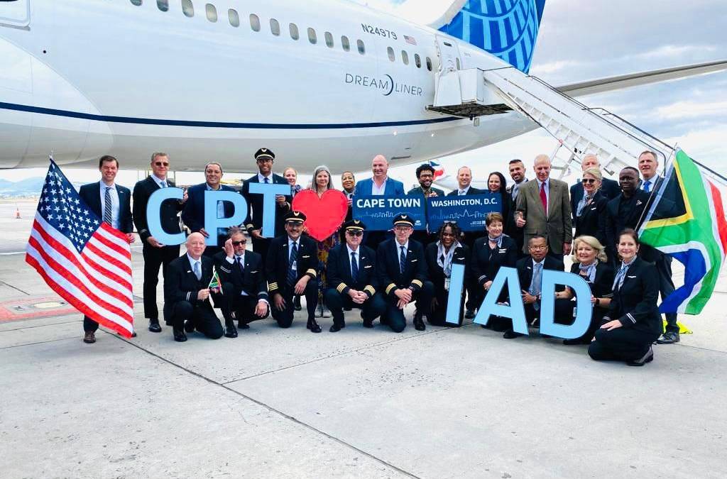 United Airlines Gets Heroes Welcome On First Flight From Washington To Cape Town