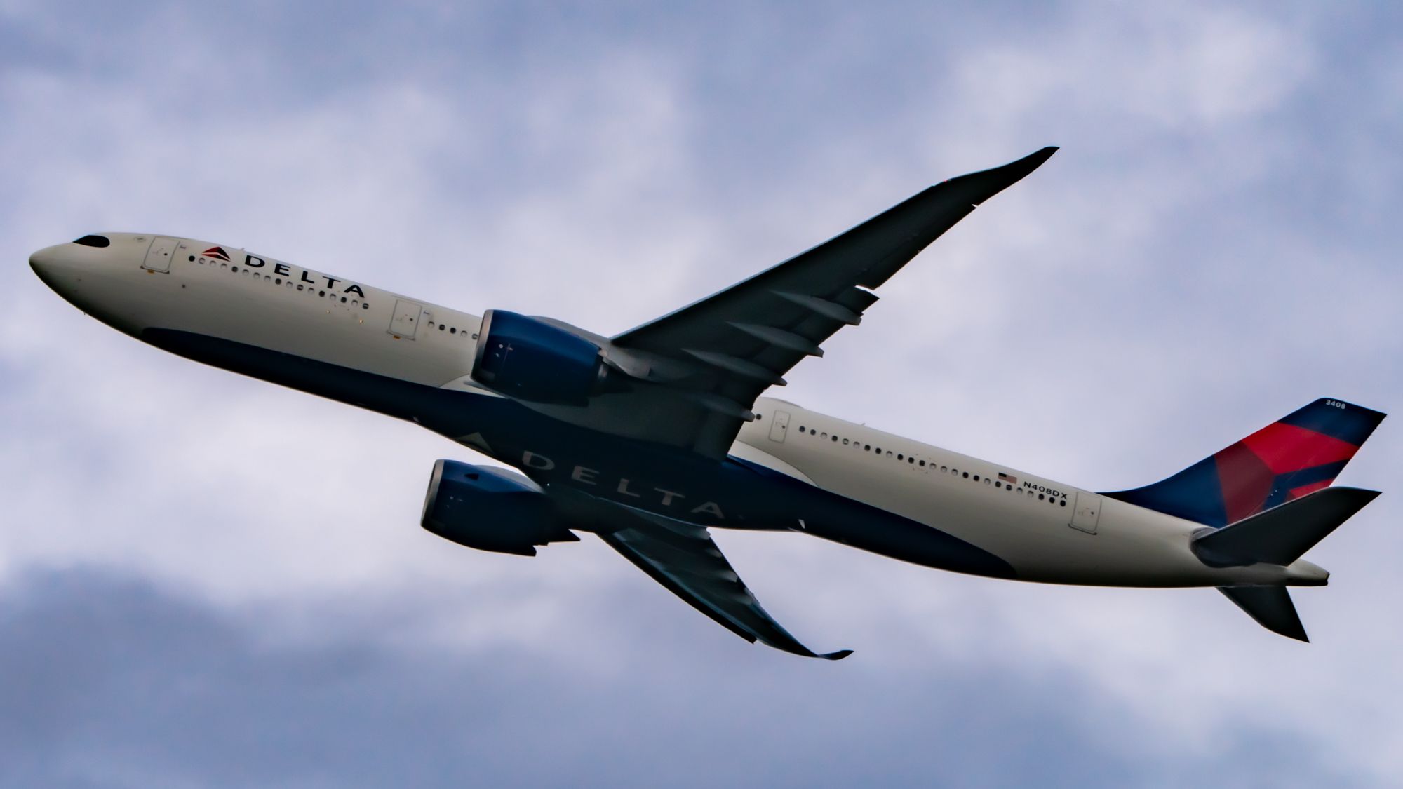 Delta Air Lines Airbus A330-900neo Returns To Atlanta Due To Engine Fire