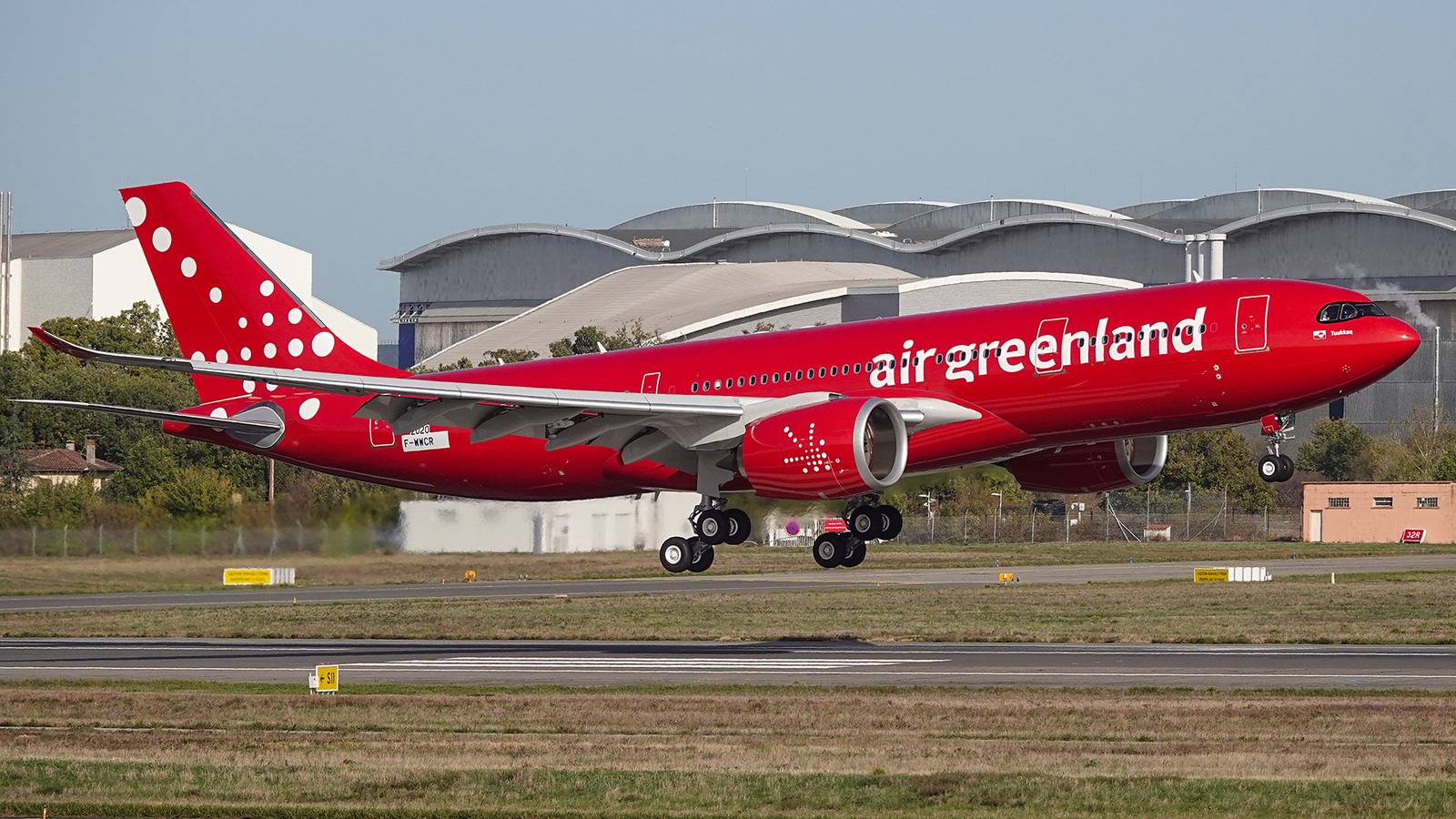 A Christmas Delivery? Air Greenland's A330-800 Completes Customer Acceptance Flight