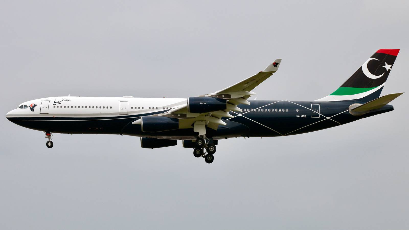 Here's What's Inside Muammar Gaddafi's Private Airbus A340
