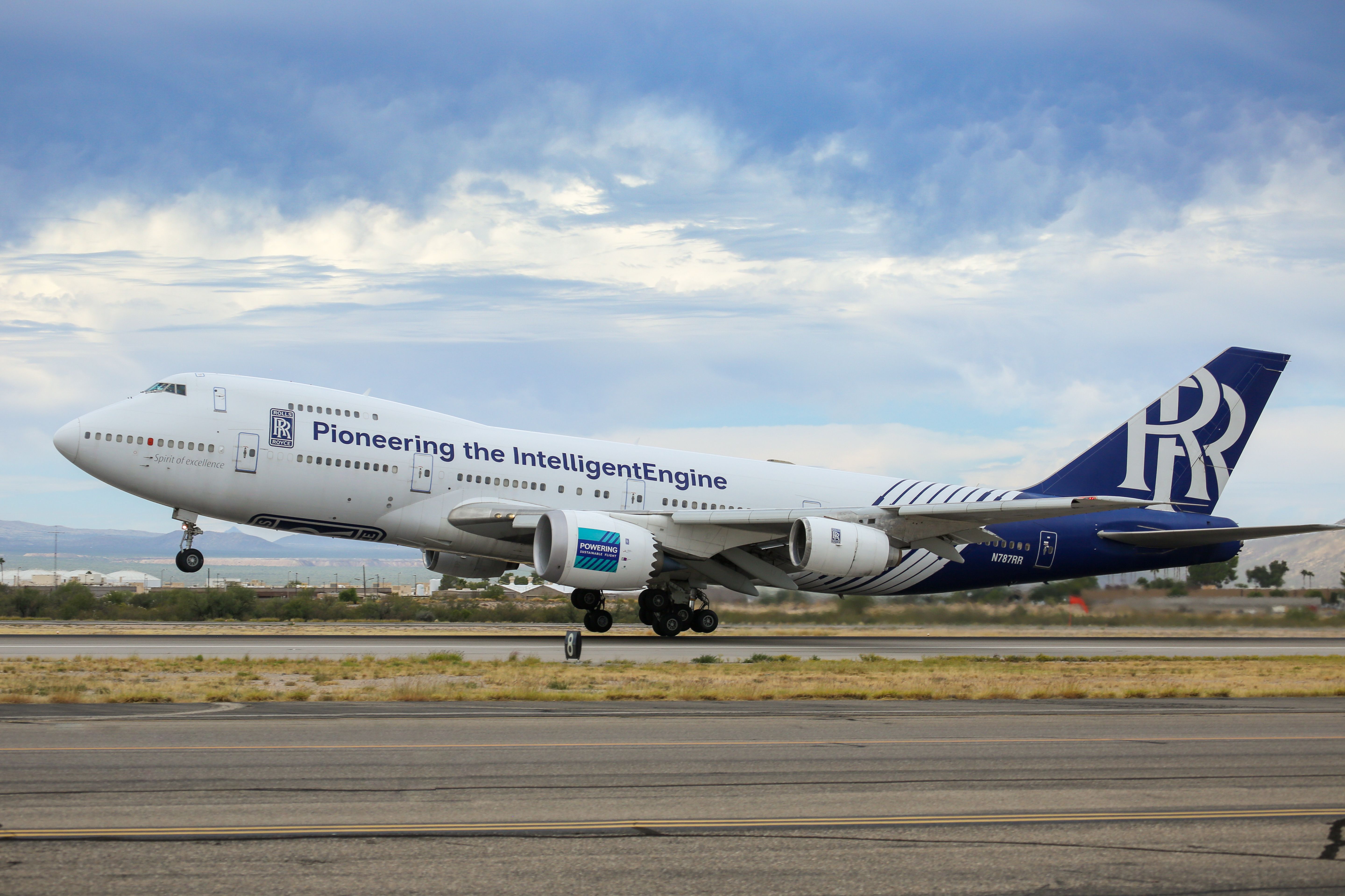 Rolls-Royce Is Testing A Low-Emission Combustion System On Its Boeing 747