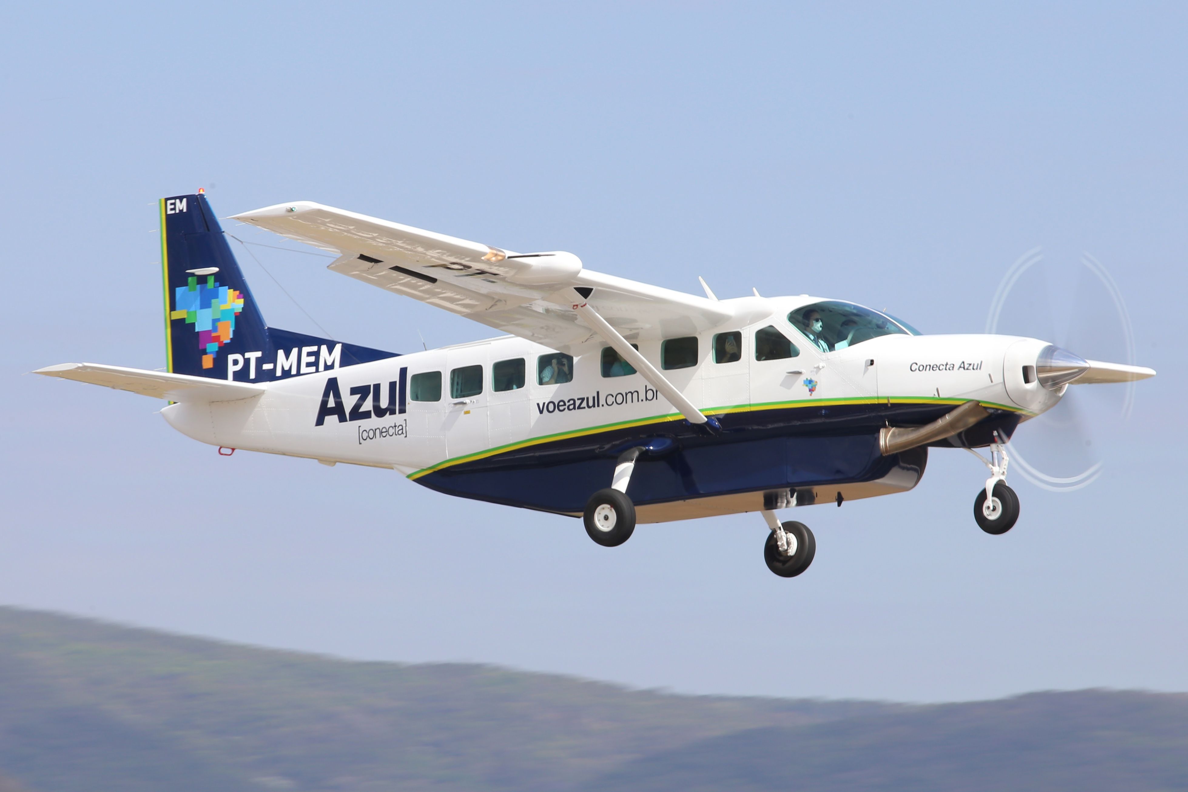 Why The Newest Azul Plane's Delivery Flight Took 10 Stops