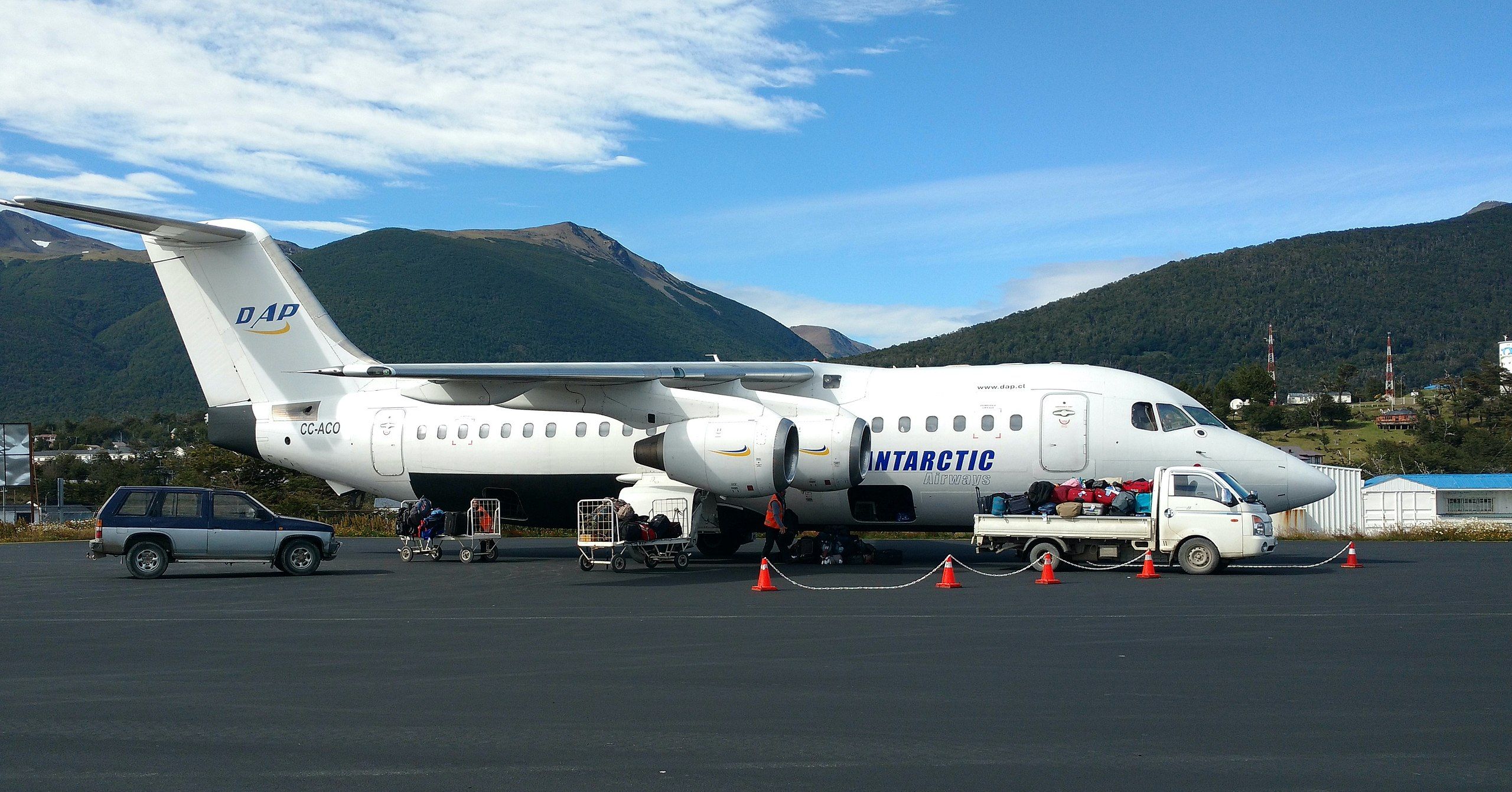 Aerovías DAP: The Carrier With Penguin-Liveried Quadjets