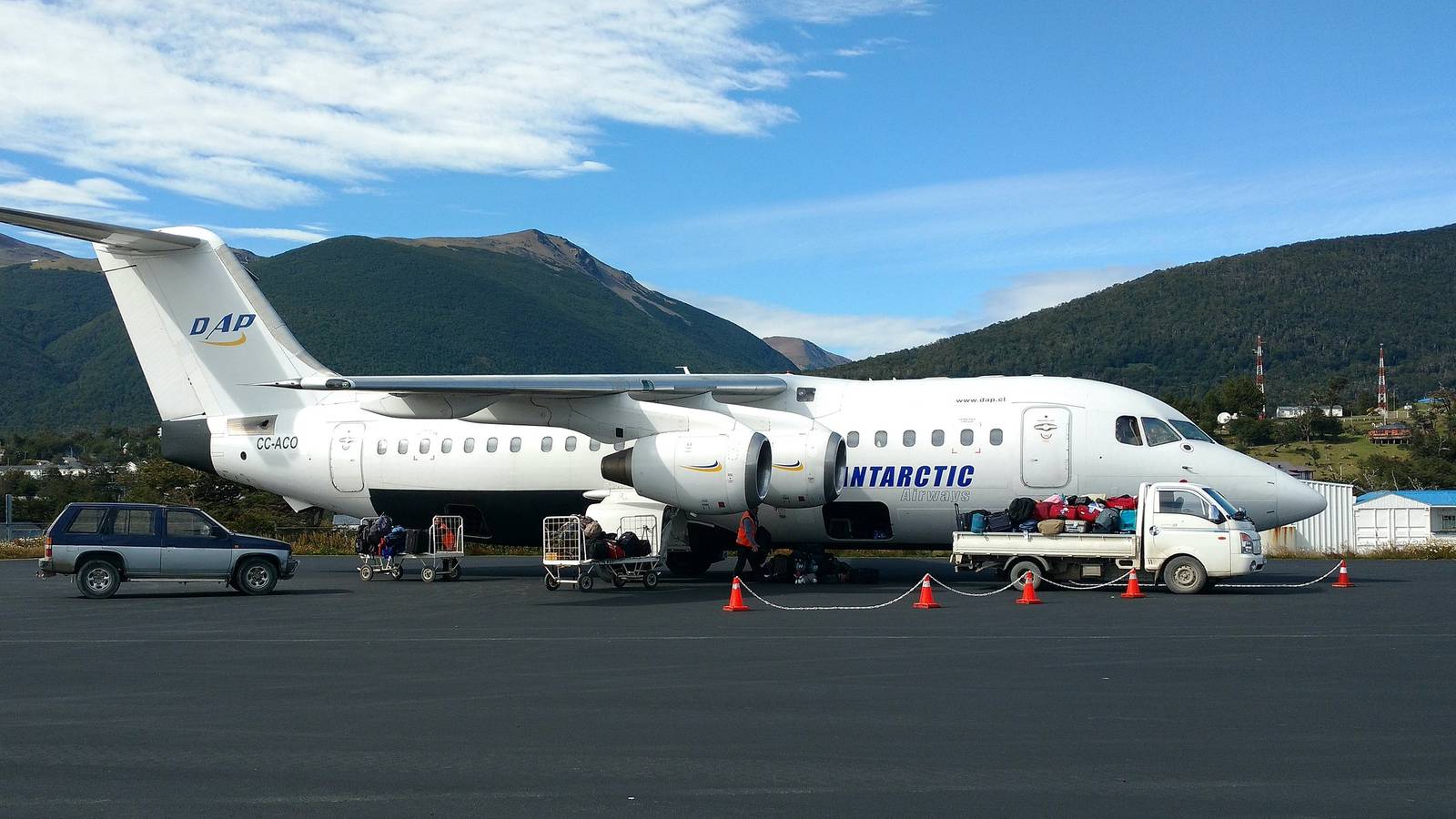 Aerovías DAP: The Carrier With Penguin-Liveried Quadjets