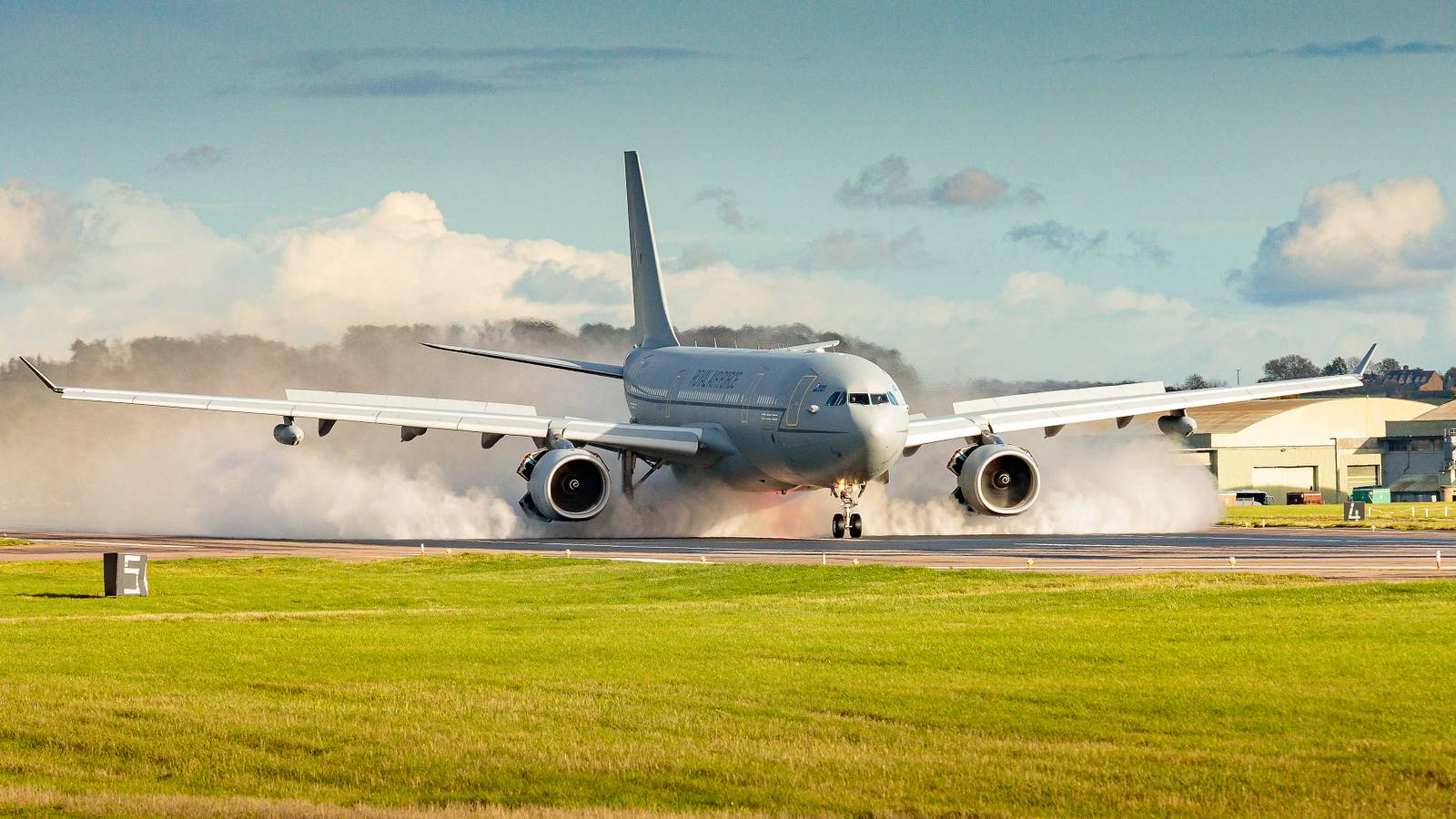 Royal Air Force Completes First 100% Sustainable Fuel A330 MRTT Flight