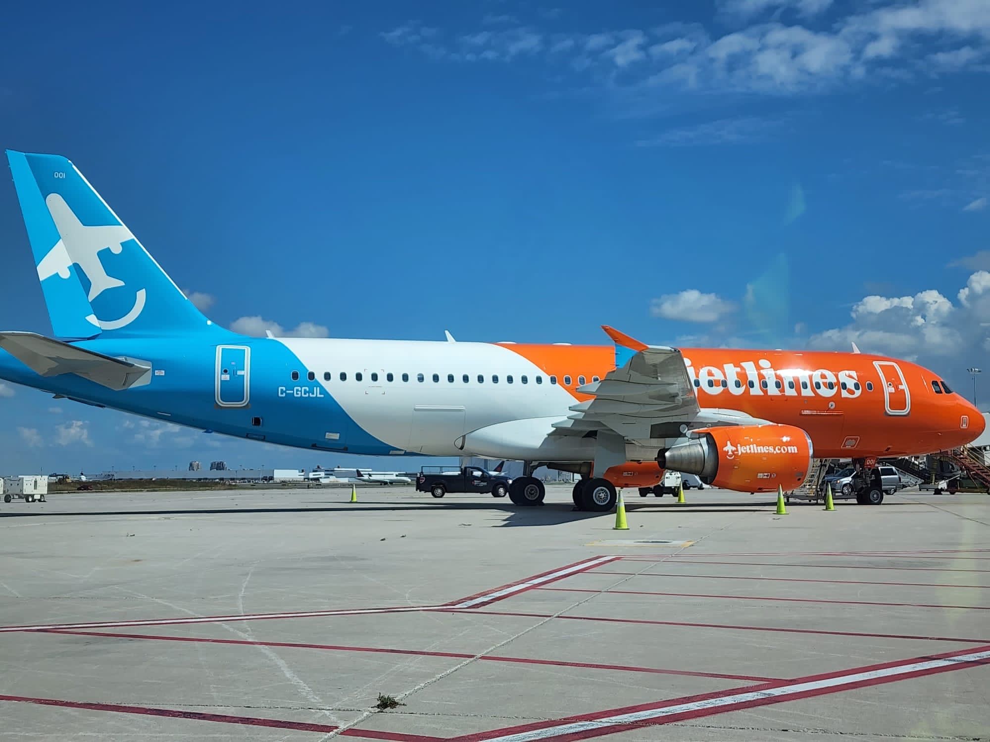 Canadian Startup Canada Jetlines Begins Flights From Toronto To Vancouver Today