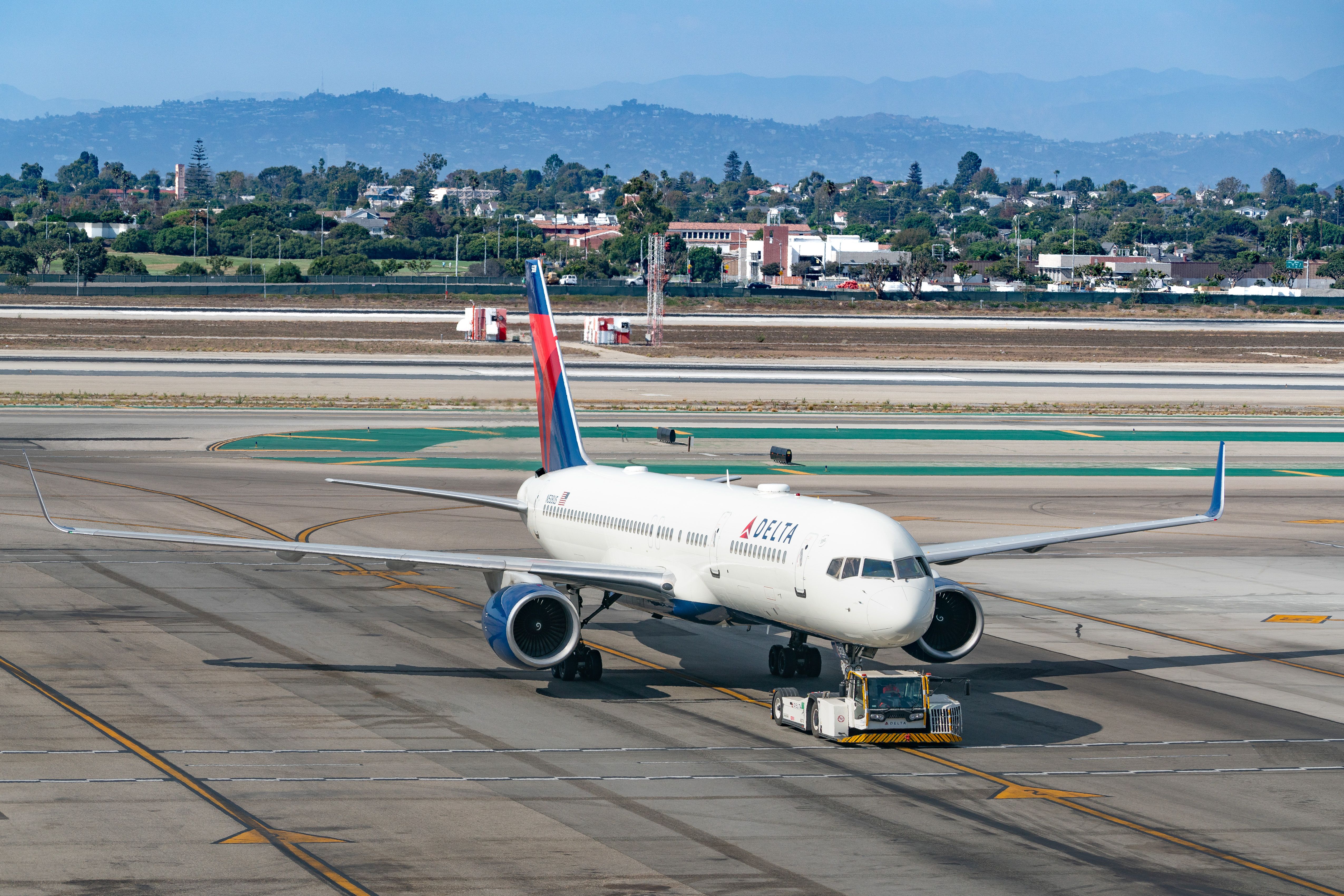 Delta Air Lines To Launch Detroit - Keflavik Flights Next Year