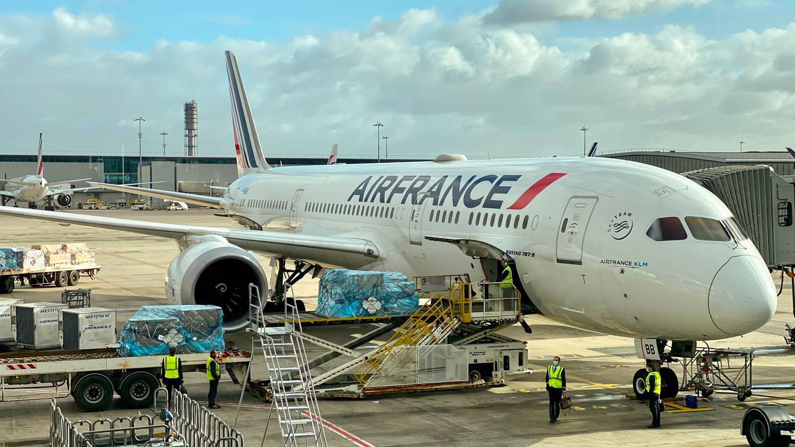 Air France Flight Attendants Could Strike Over The December Holiday Period