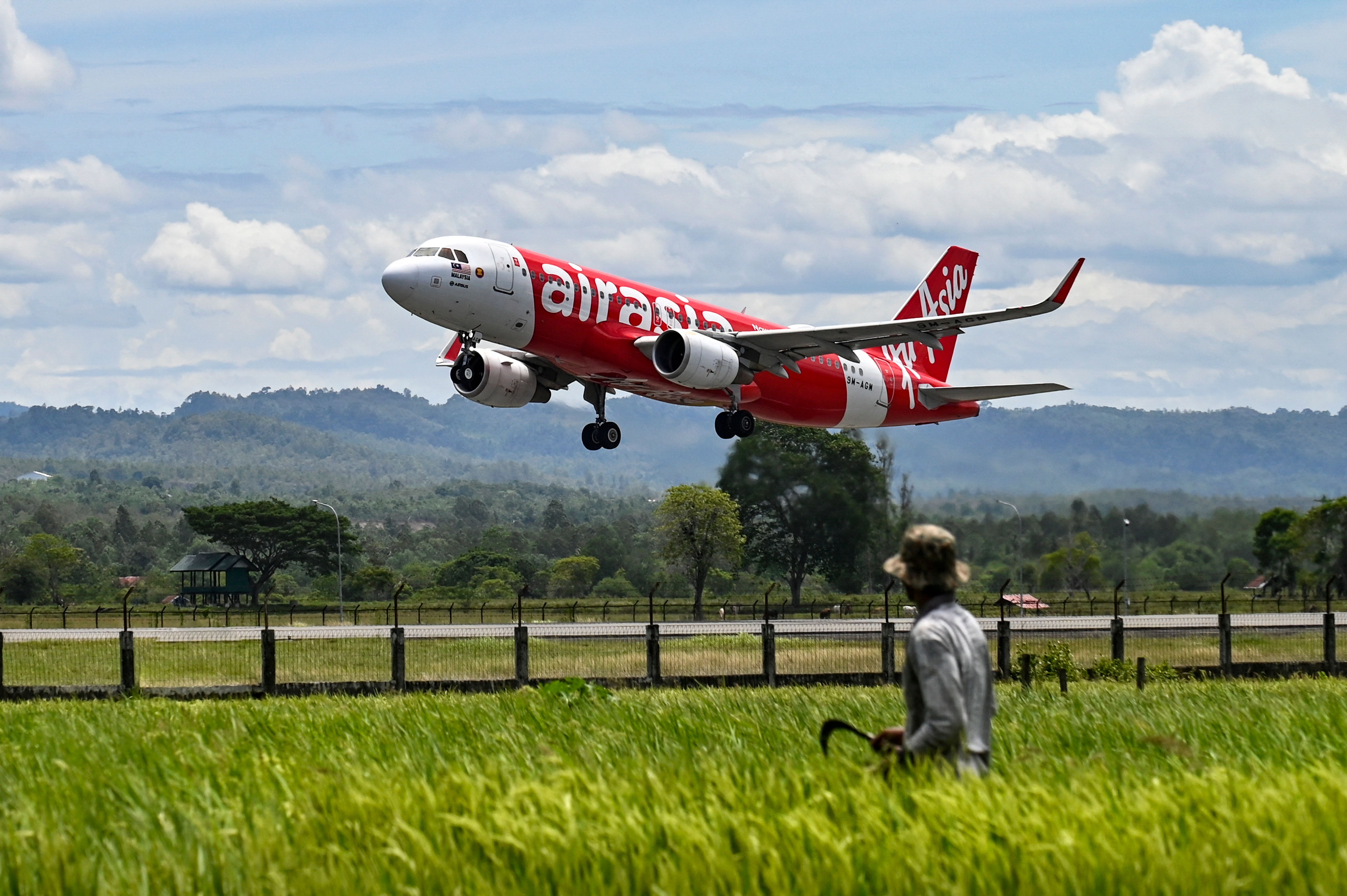Featured Podcast: Inside Low-Cost Giant AirAsia’s Rewards Program & Super App