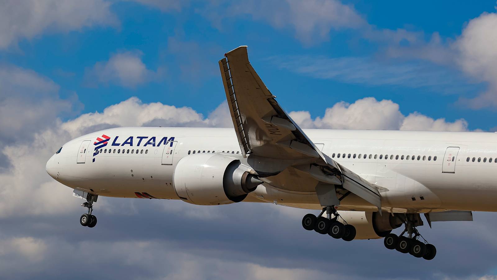 LATAM Reaches Agreement To Avoid Chile Pilot Strikes