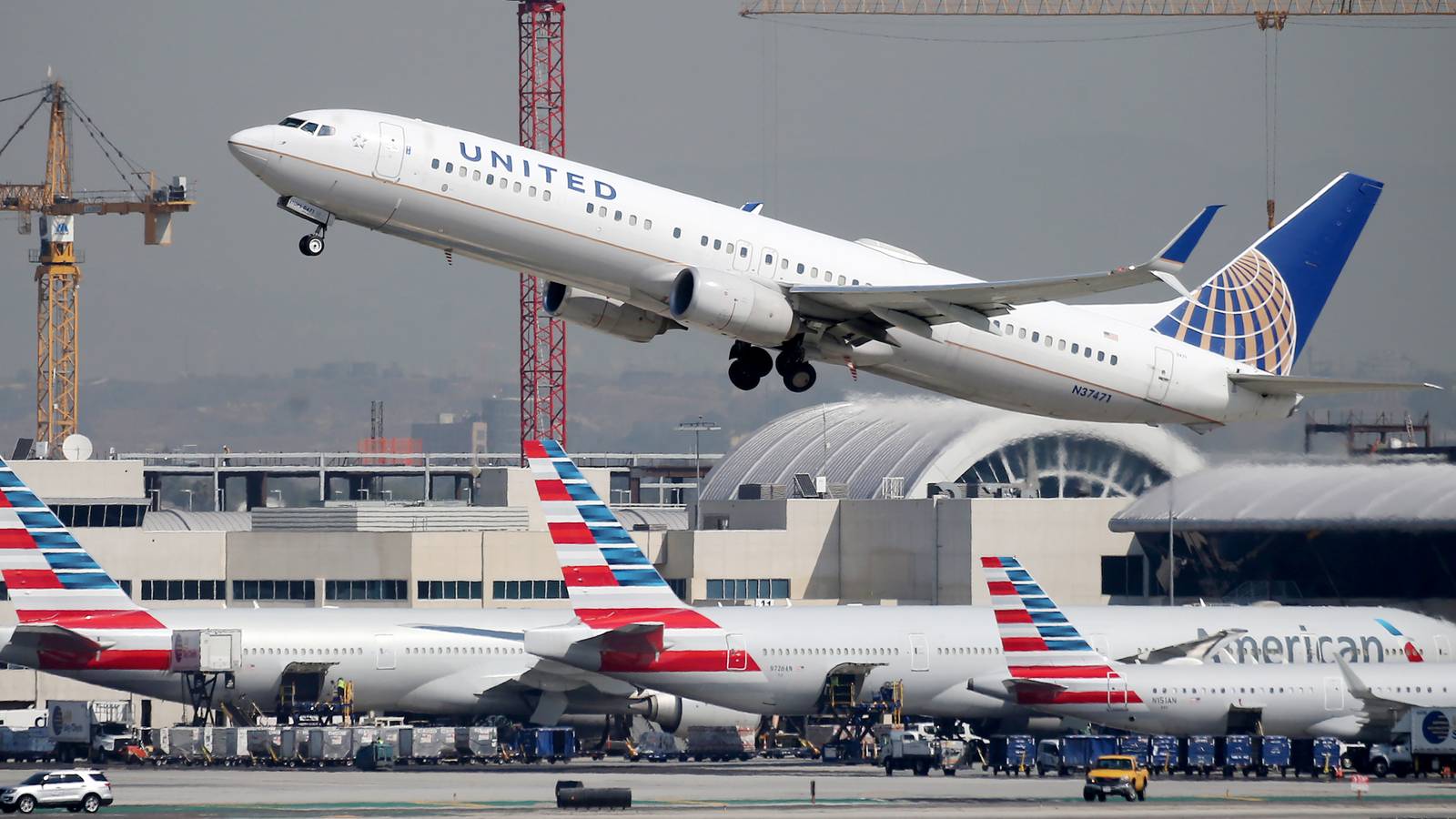 A Perfect Thanksgiving Storm? Here's Why Travel Could Be More Expensive Than You Thought