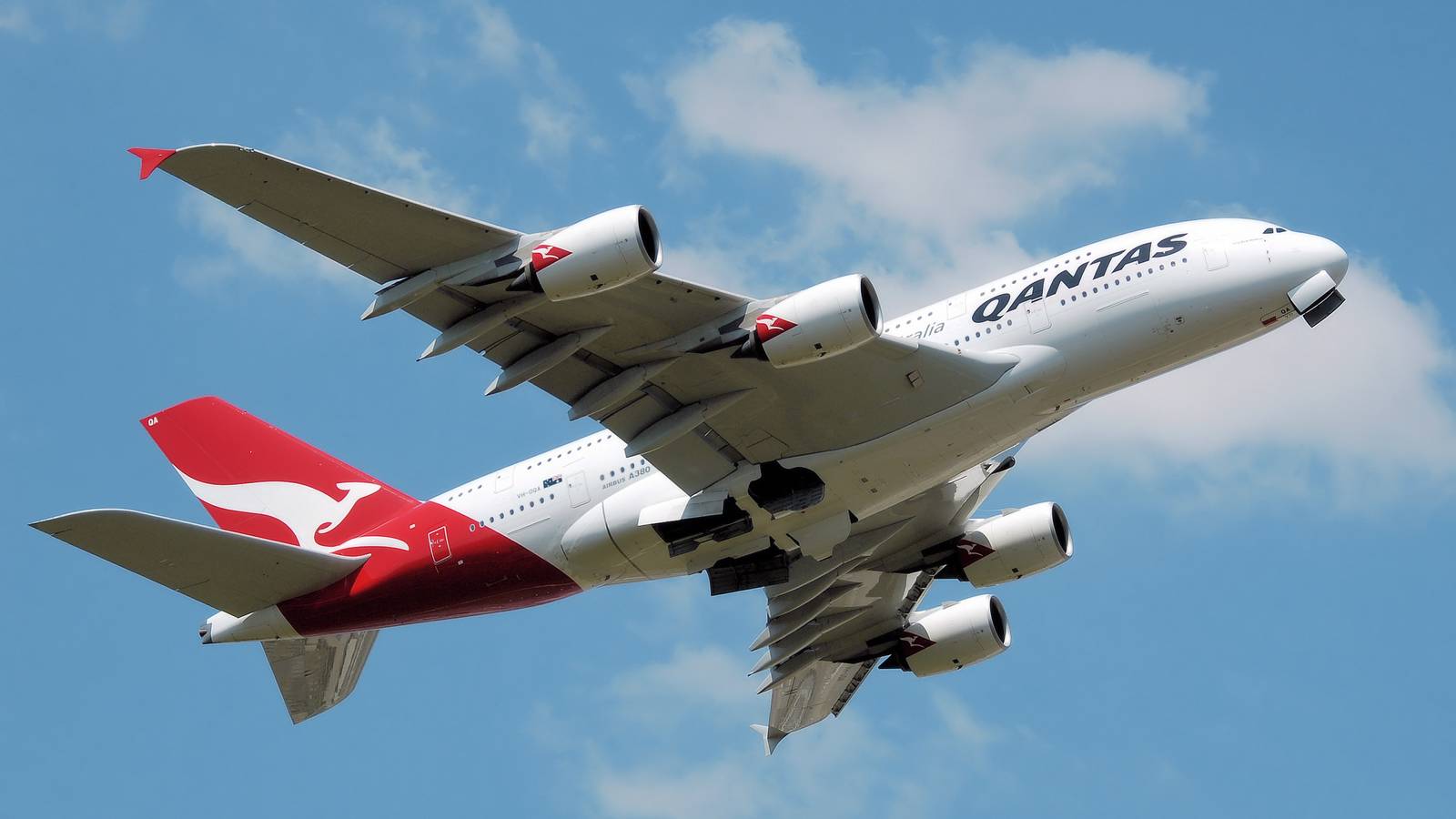 Qantas Reintroduces 6th Airbus A380 Amid Capacity Boost