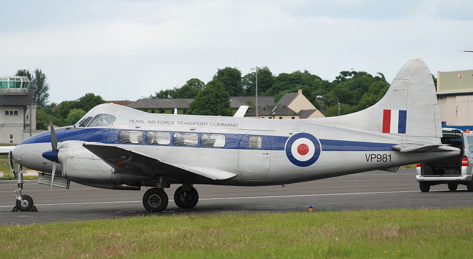 Former Governmental De Havilland Dove Just One Item At Huge UK Aviation Auction