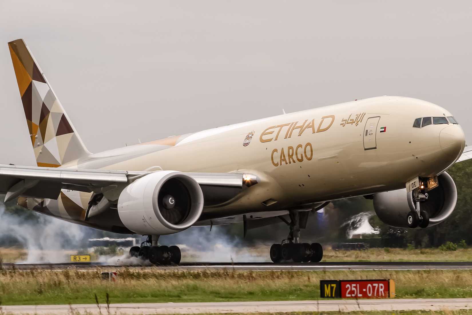 Etihad Cargo Boeing 777F 