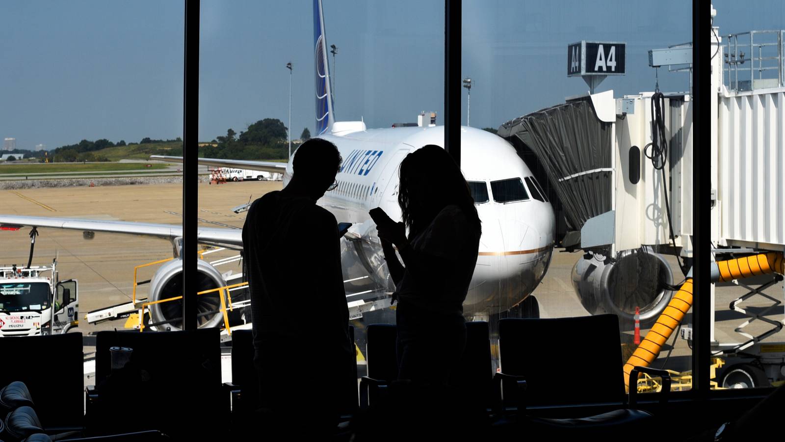 Which US Airports Have The Fastest WiFi?