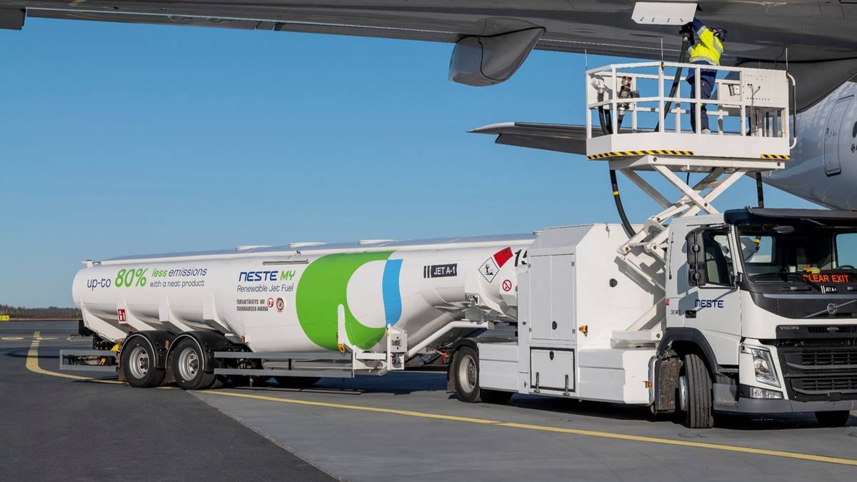Neste's SAF Partnership With Los Angeles International Airport Sees 500,000 Gallons Delivered