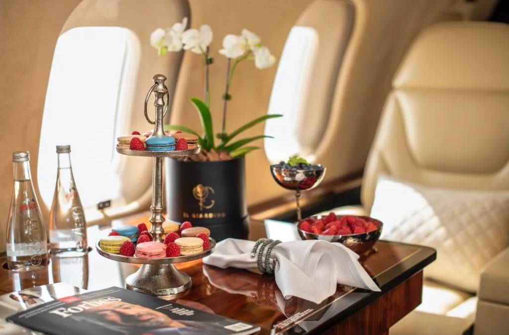Luxury Culinary Experiences On Private Jets: A Guide To Gourmet Dining At Altitude