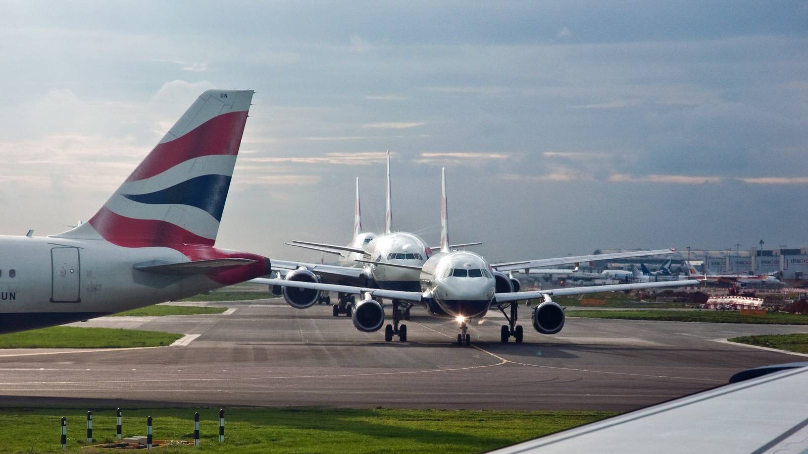 Advice: The Best Steps To Take When Your Flight Is Delayed