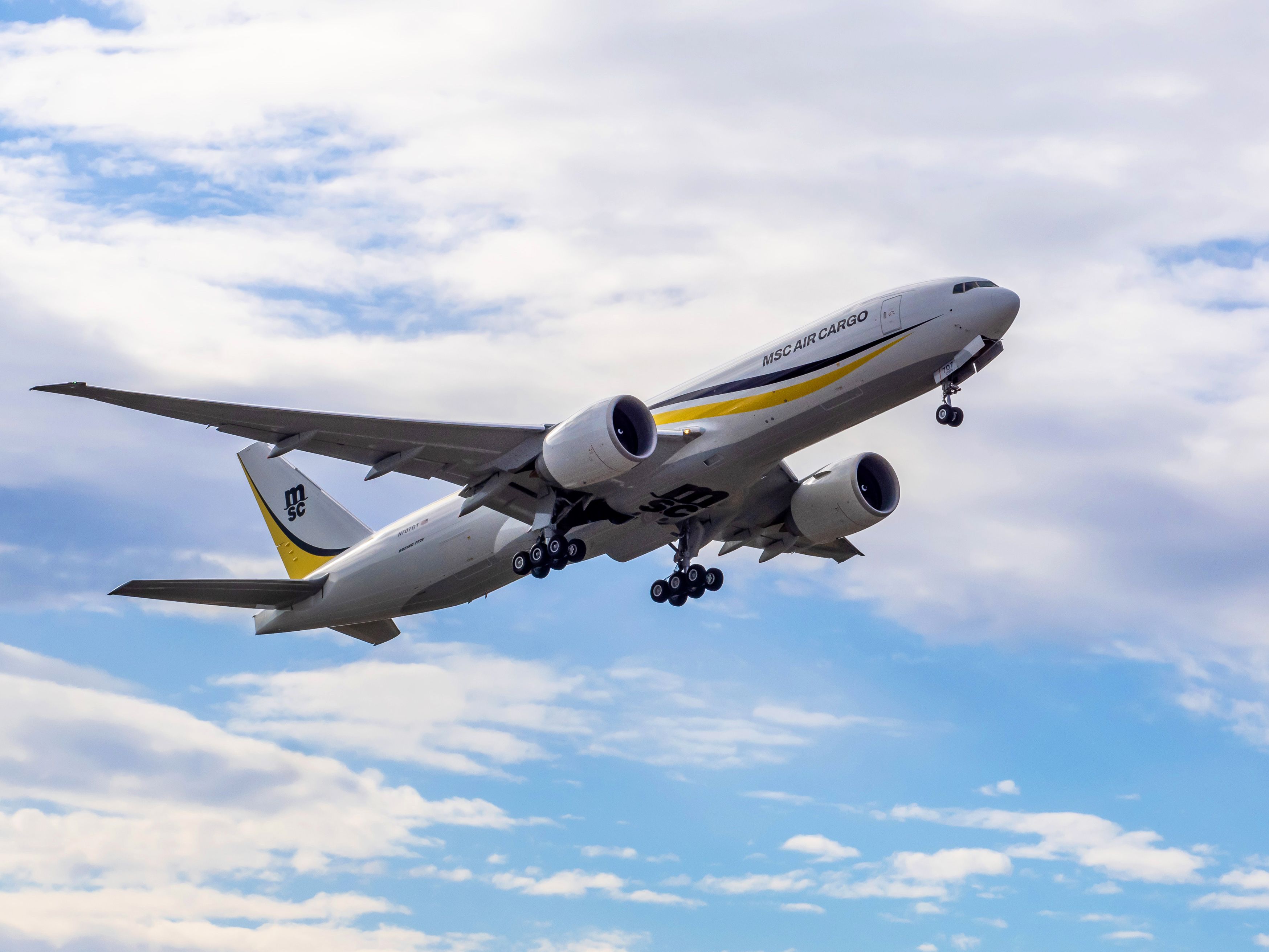 Boeing Scores Atlas Air Order For 2 New 777-200 Freighters