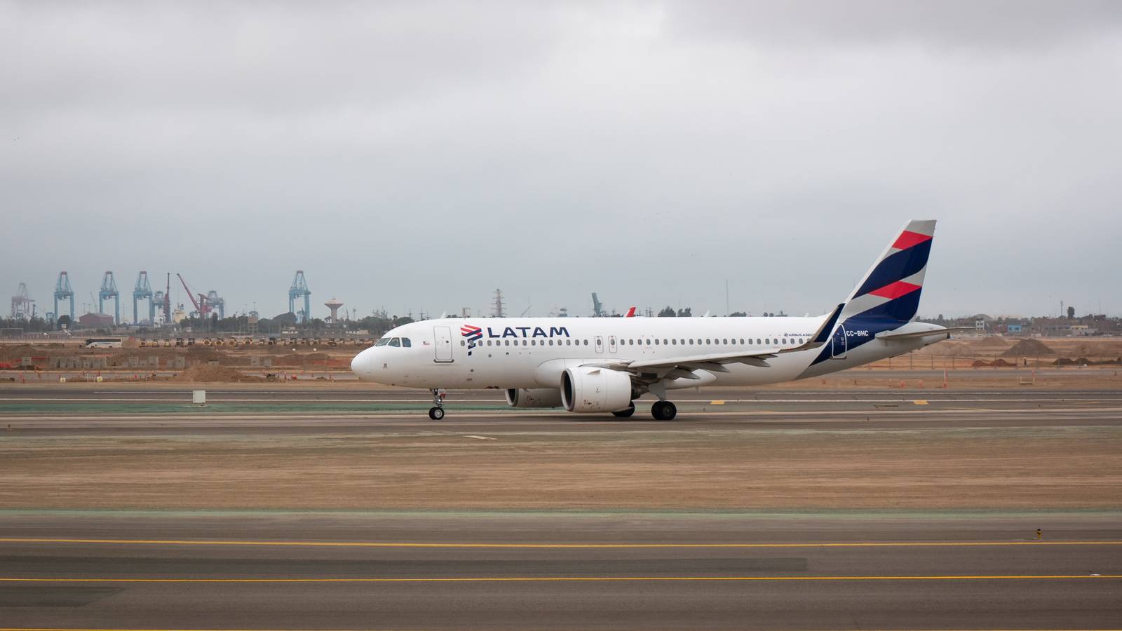 Political Instability Causes 5 Peruvian Airports To Temporarily Close
