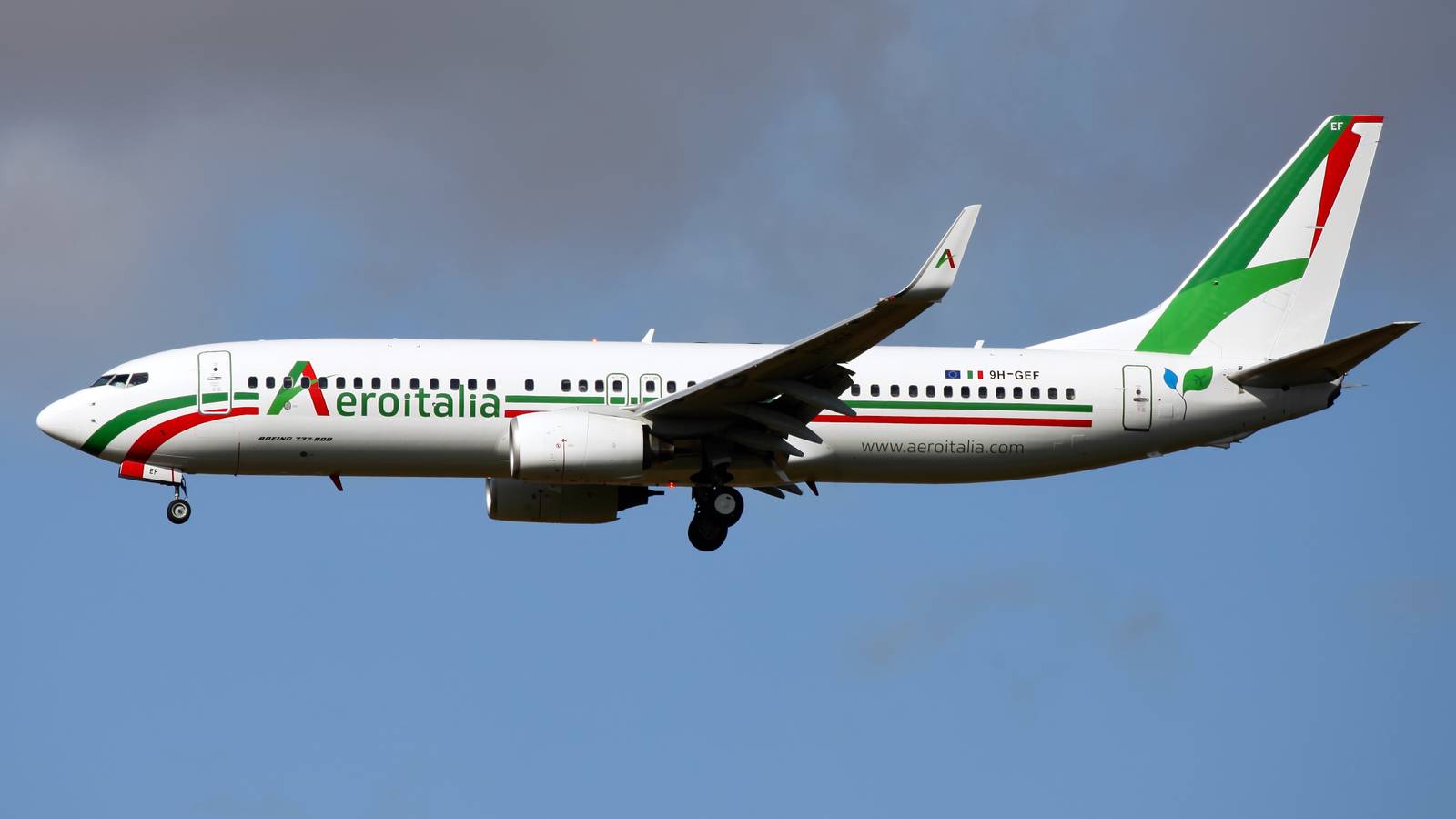 Aeroitalia To Use 5 Milan-Based Boeing 737s To Launch 24 New Routes