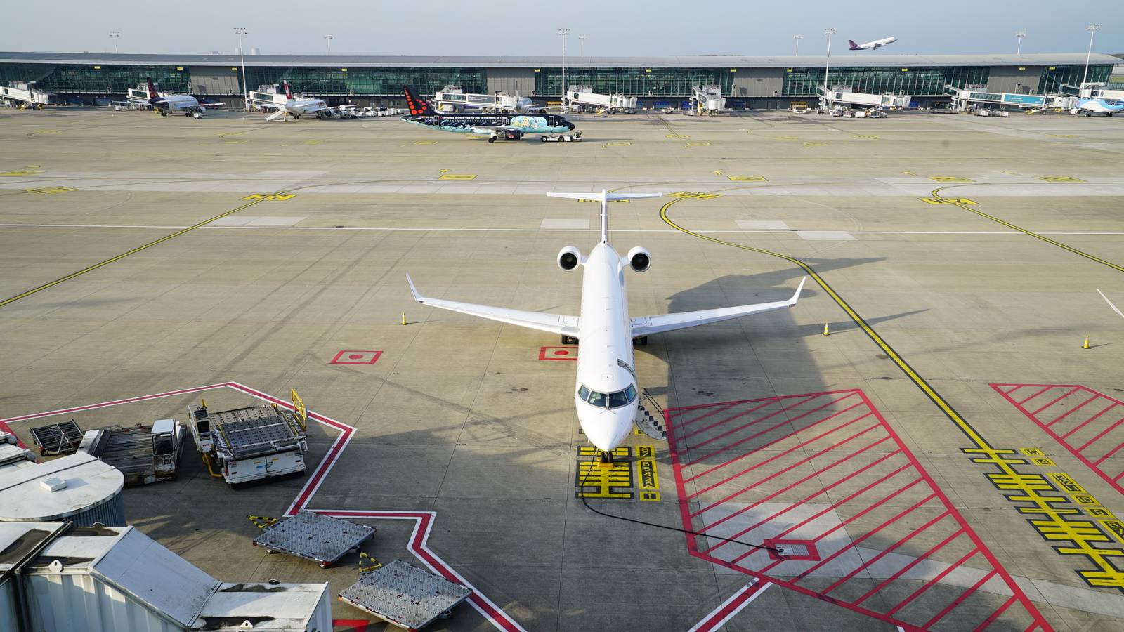 Belgium To Introduce New Taxes On Short-Haul Flights & Private Jets