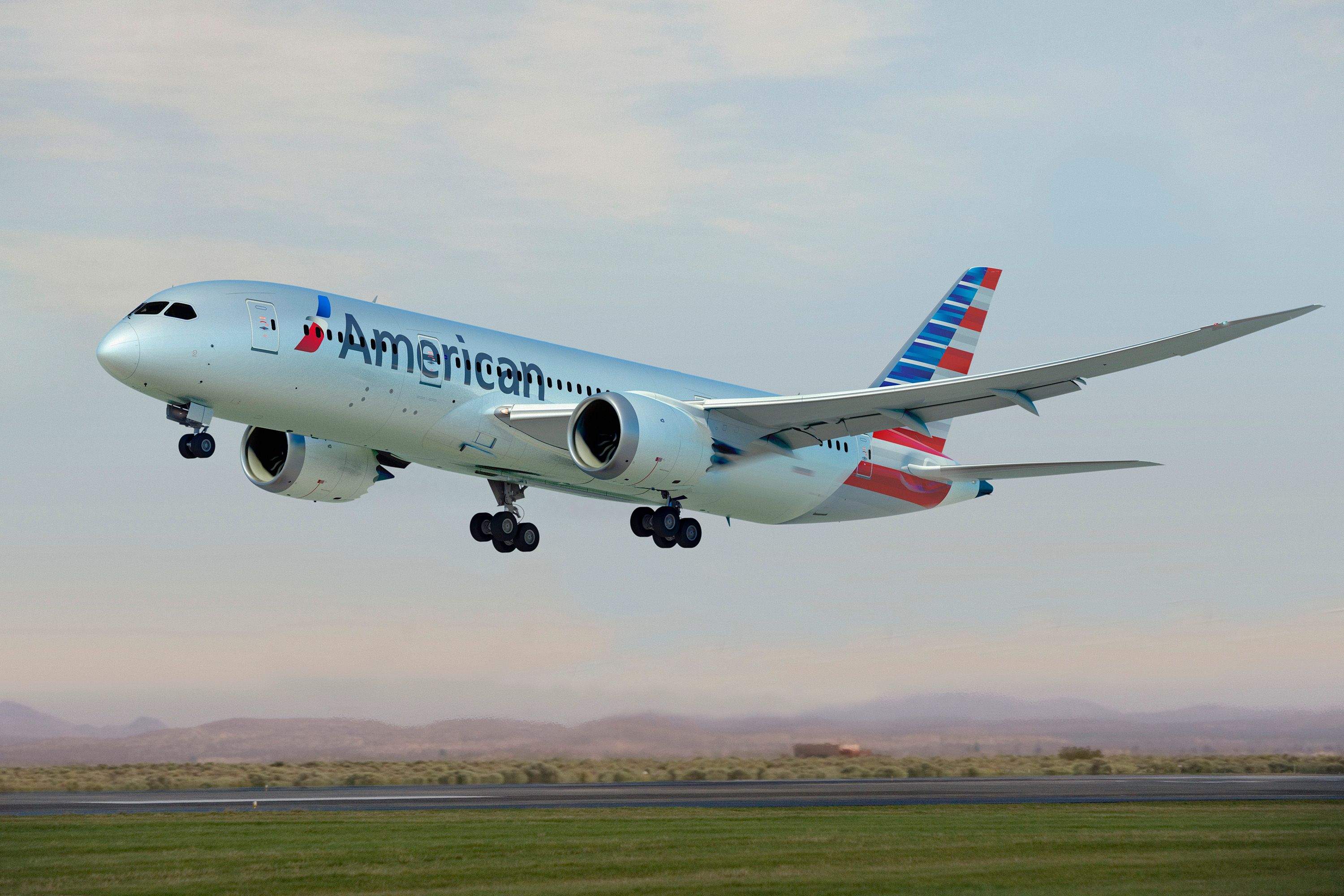 American Airlines Expects To Fly 10 Million Passengers Through January 2, 2023