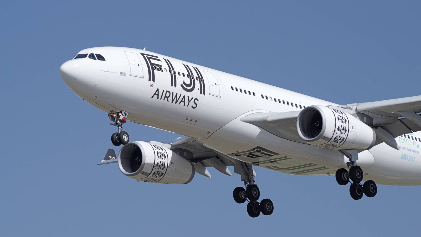 Fiji Airways Launches Pilot And Engineer Scholarship Programs