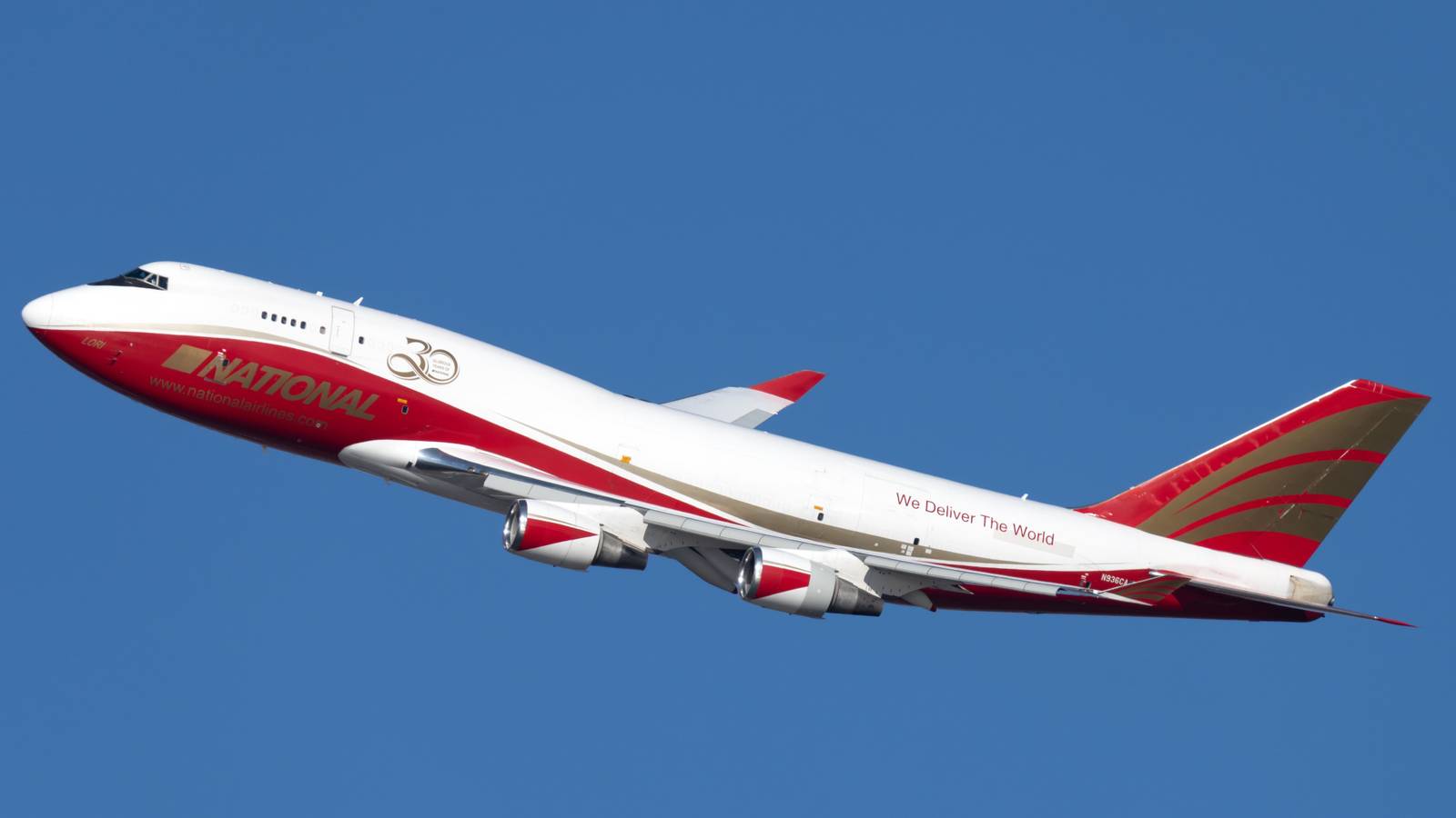 National Airlines Boeing 747 Carries A Rocket From South Korea To Brazil