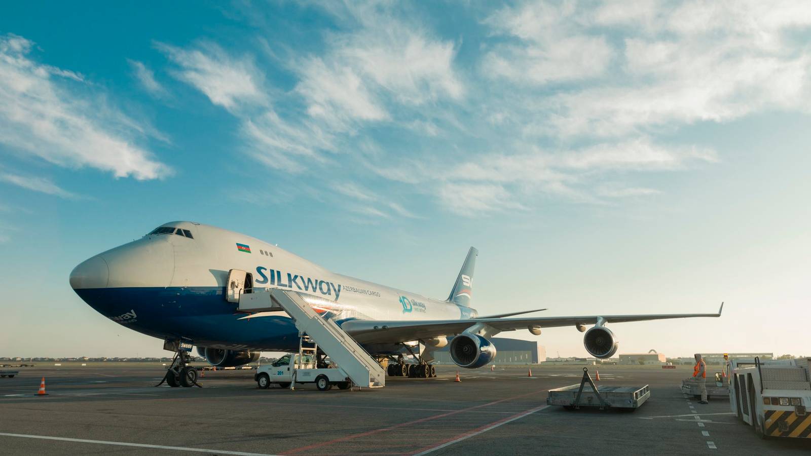 Interesting Cargo: Silk Way West Boeing 747 Flies 100 Yaks 2,000 KM