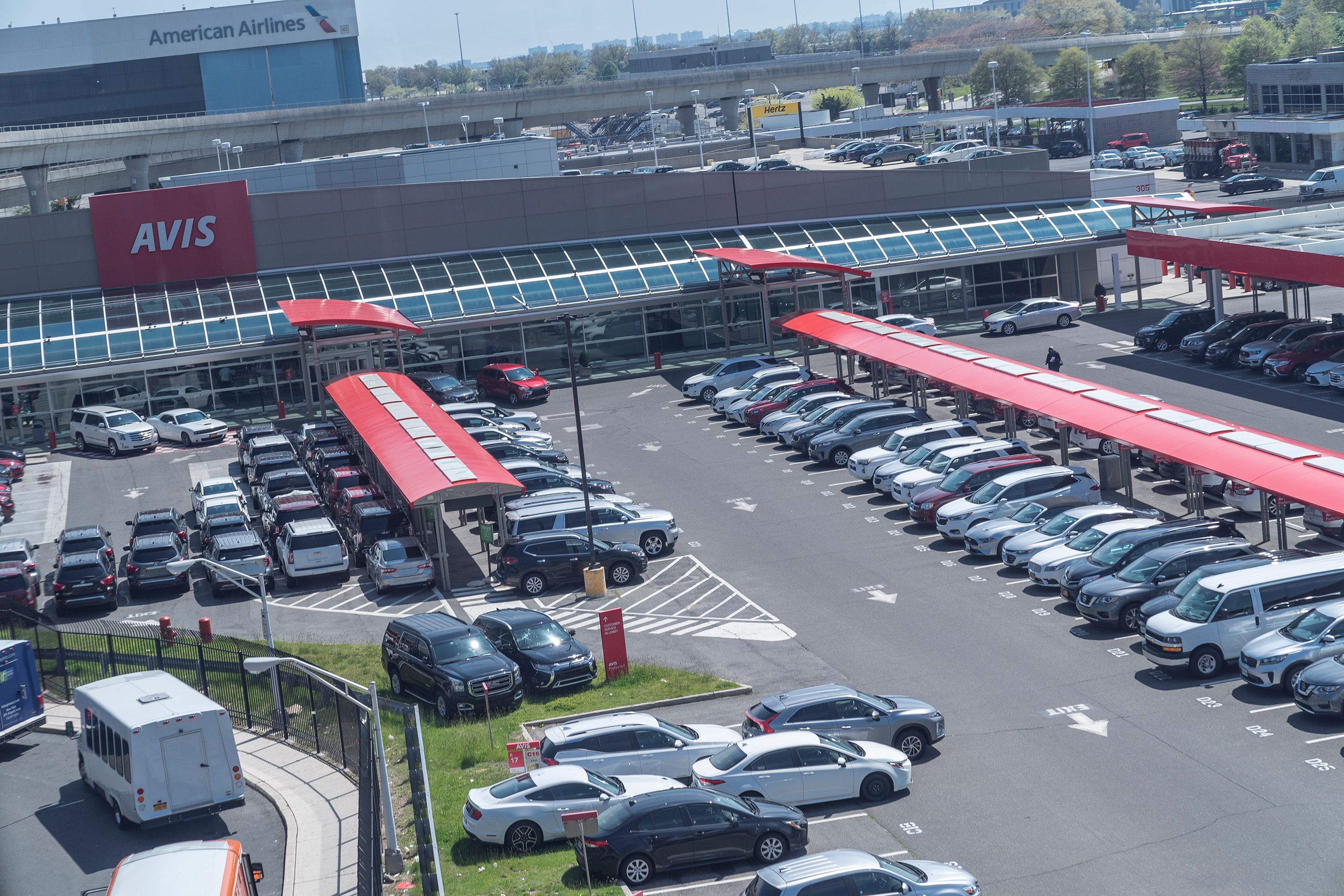 What Are The Most Expensive Airports In The US When It Comes To Christmas Car Parking?