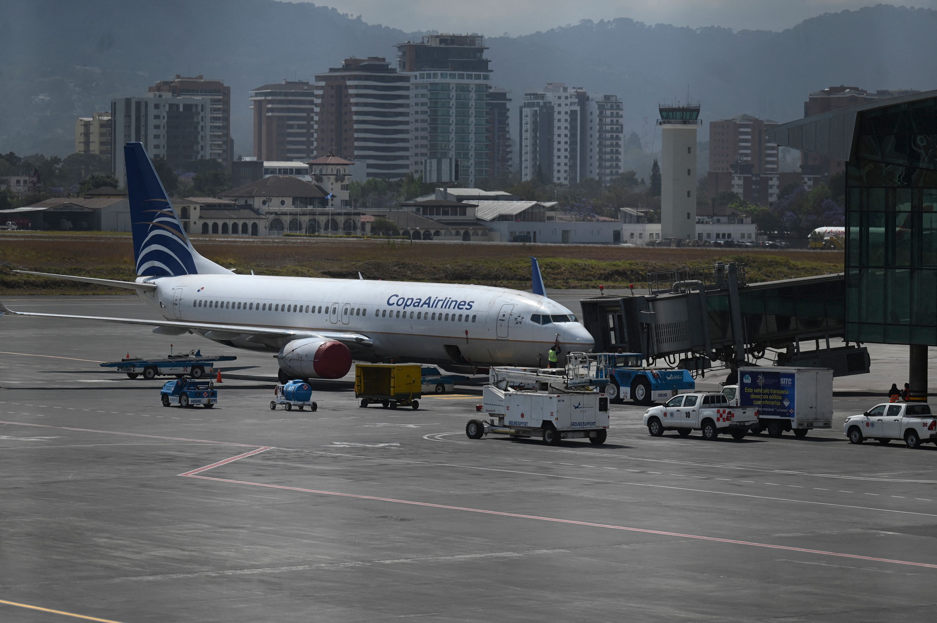 Guatemala Airport Closes Following Volcan de Fuego Eruption